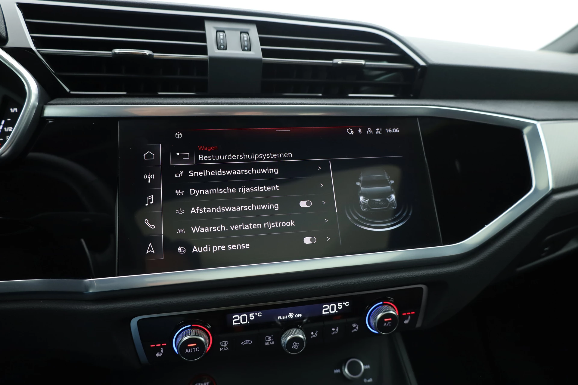 Hoofdafbeelding Audi RSQ3