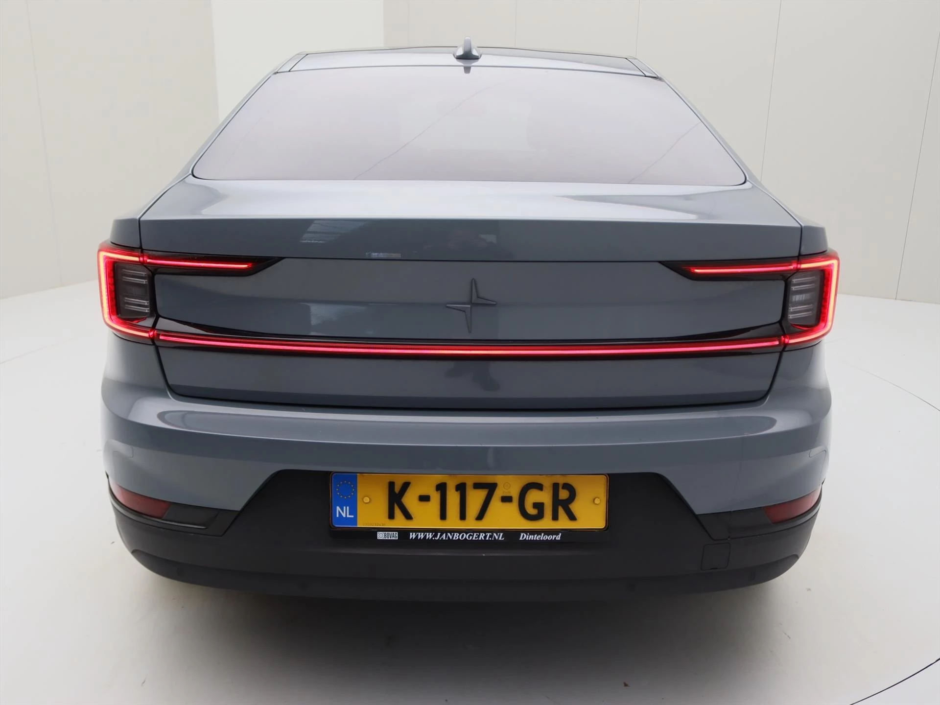 Hoofdafbeelding Polestar 2