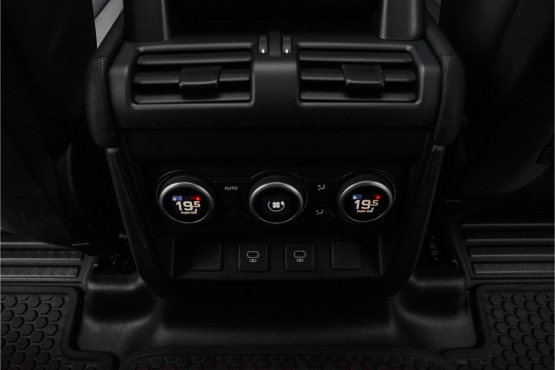 Hoofdafbeelding Land Rover Defender