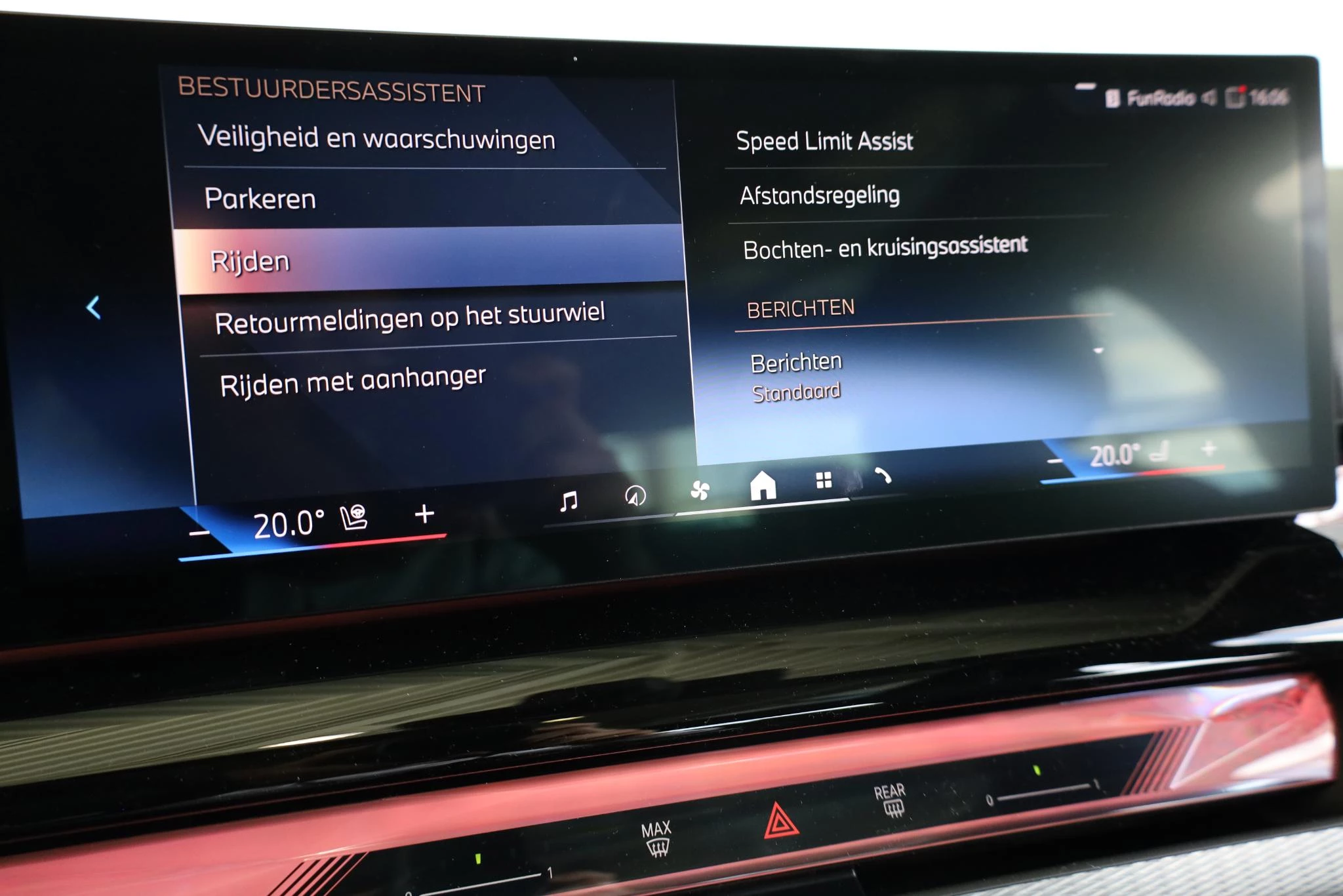 Hoofdafbeelding BMW i5