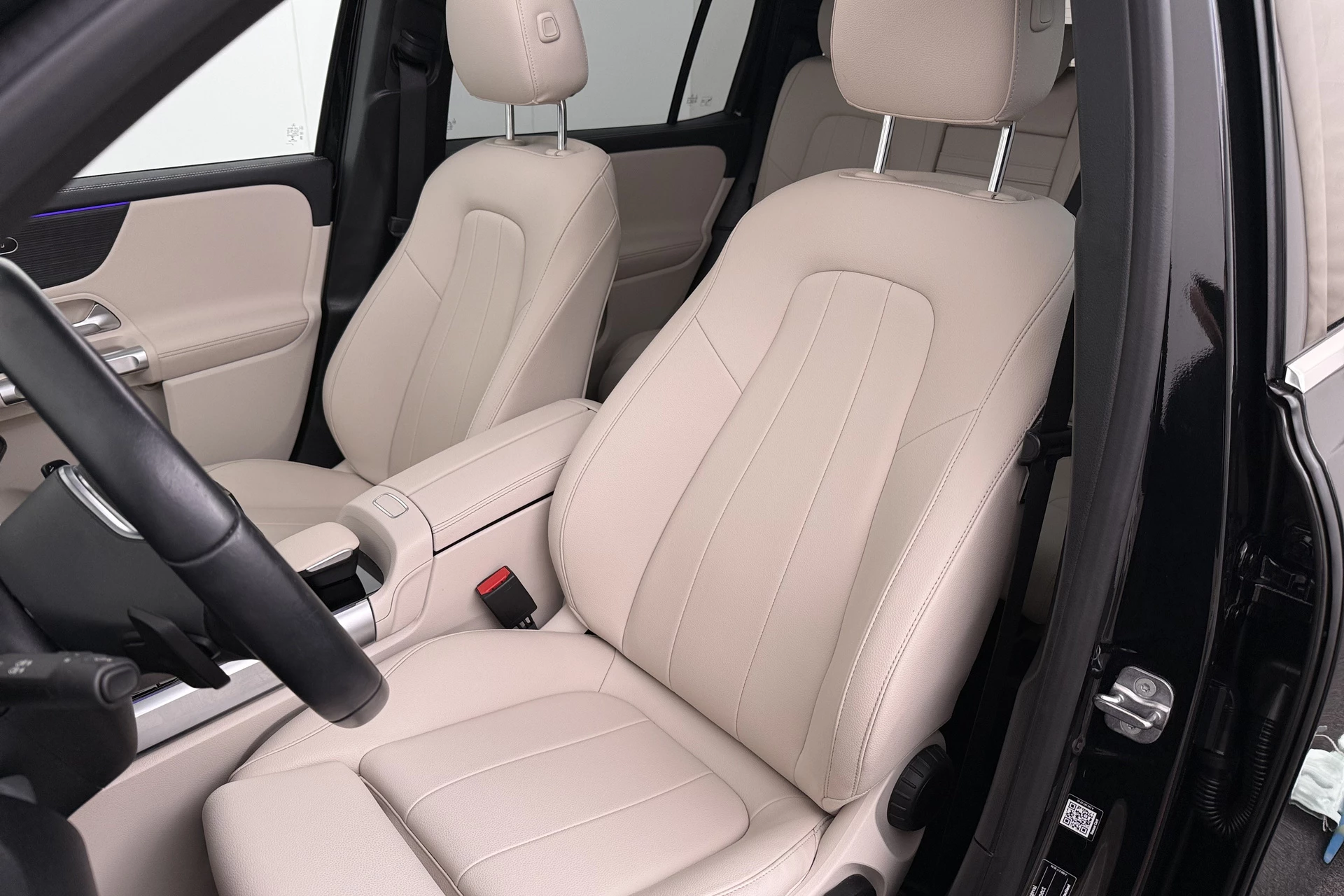 Hoofdafbeelding Mercedes-Benz EQB