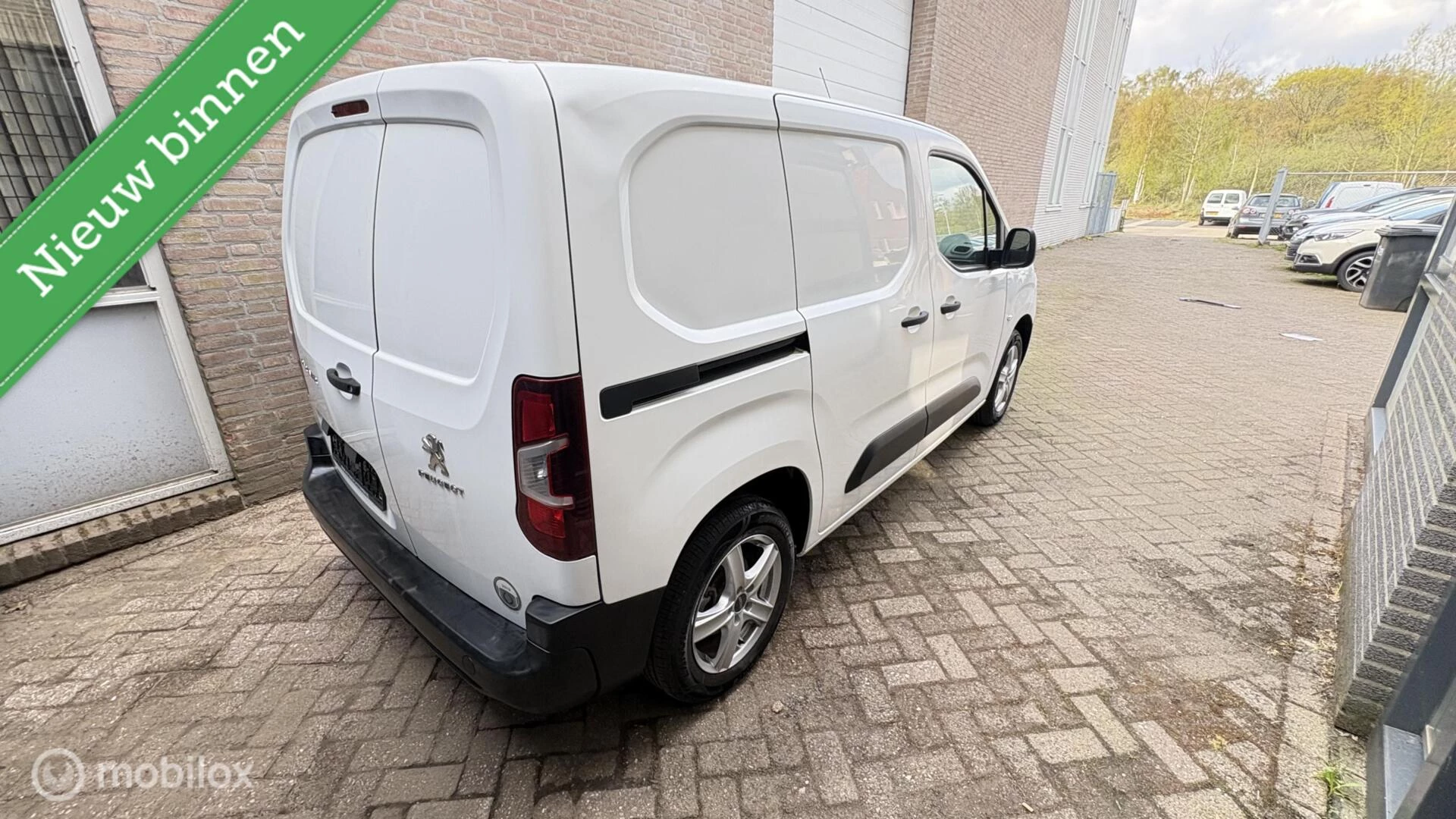 Hoofdafbeelding Peugeot Partner