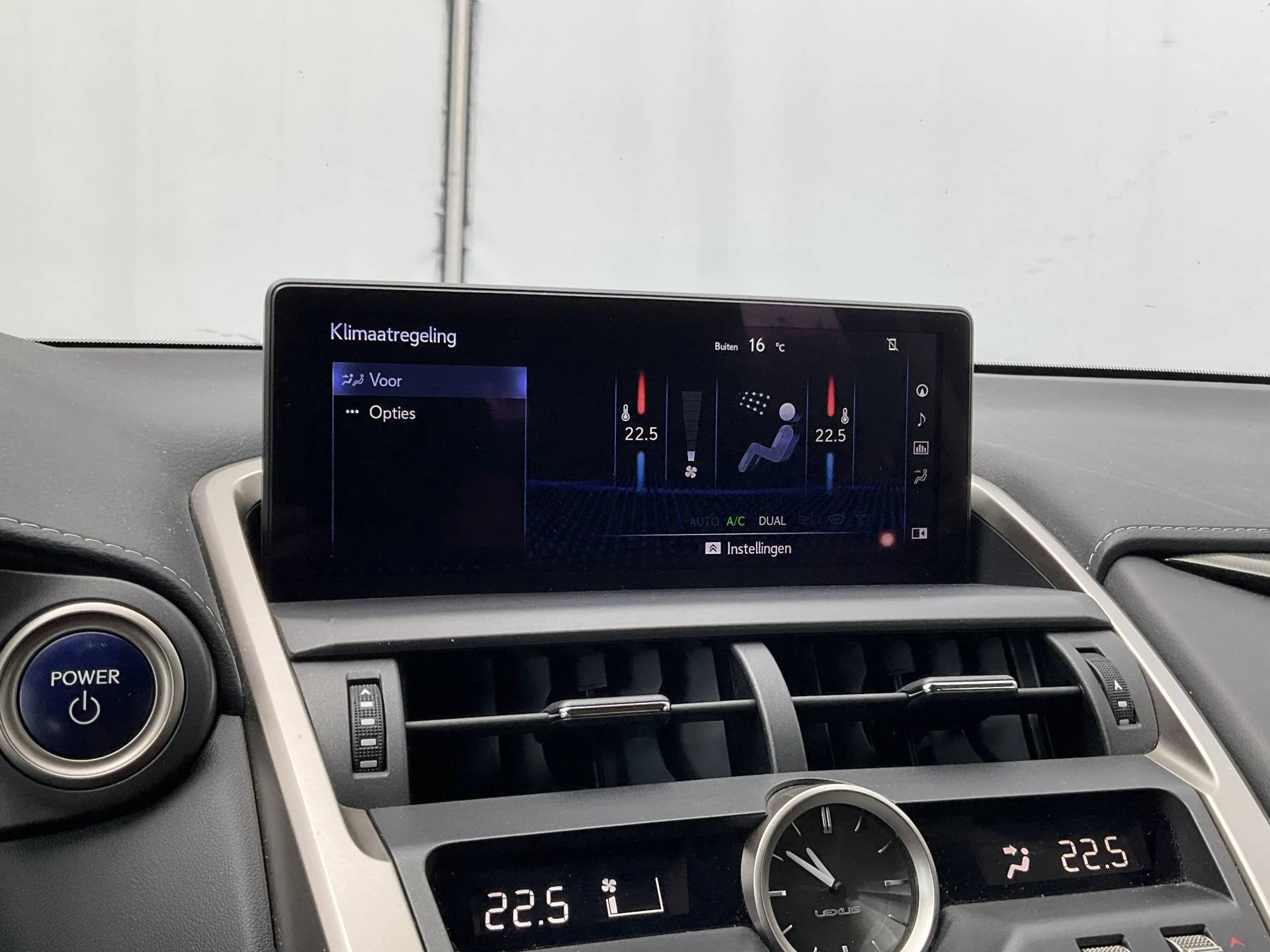 Hoofdafbeelding Lexus NX