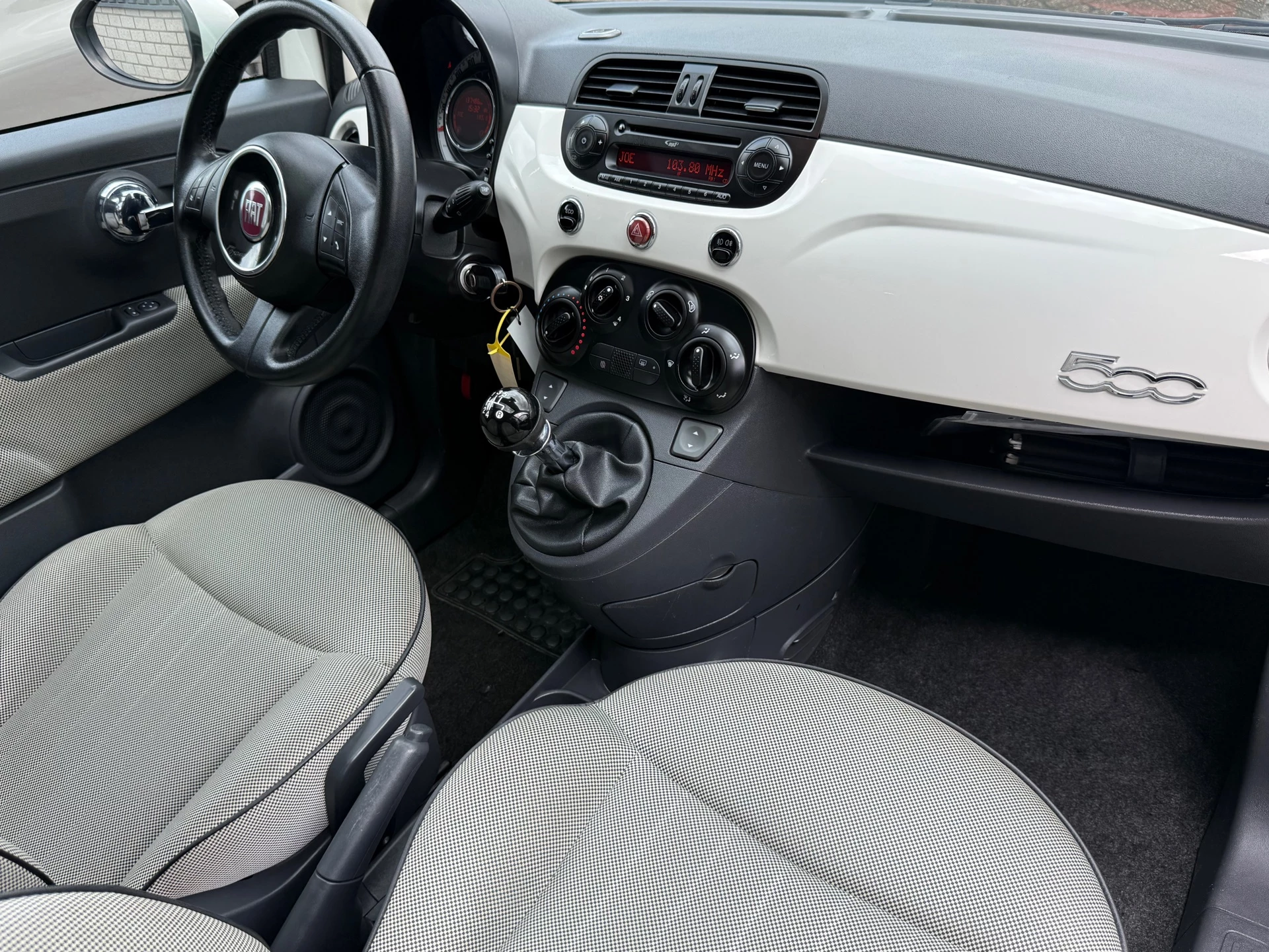Hoofdafbeelding Fiat 500