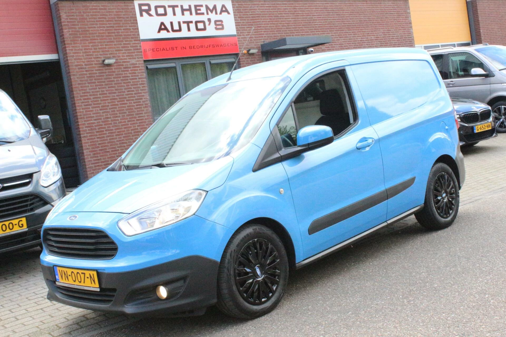 Hoofdafbeelding Ford Transit Courier