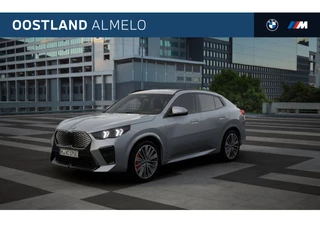 BMW iX2 eDrive20 High Executive M Sport / Sportstoelen / Adaptieve LED / M Adaptief onderstel / Comfort Access / Parking Assistant Plus / Head-Up / Stuurverwarming