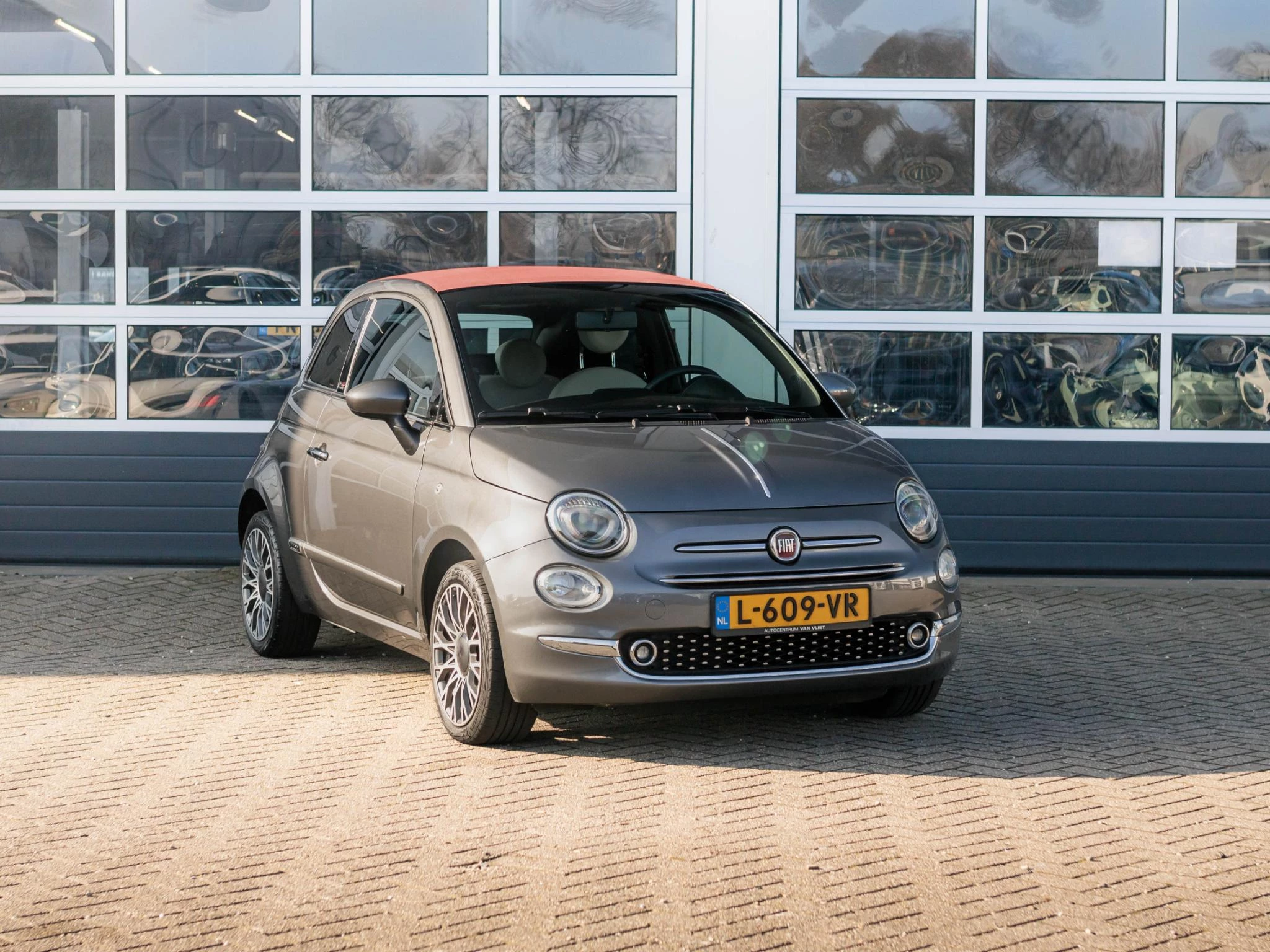 Hoofdafbeelding Fiat 500C