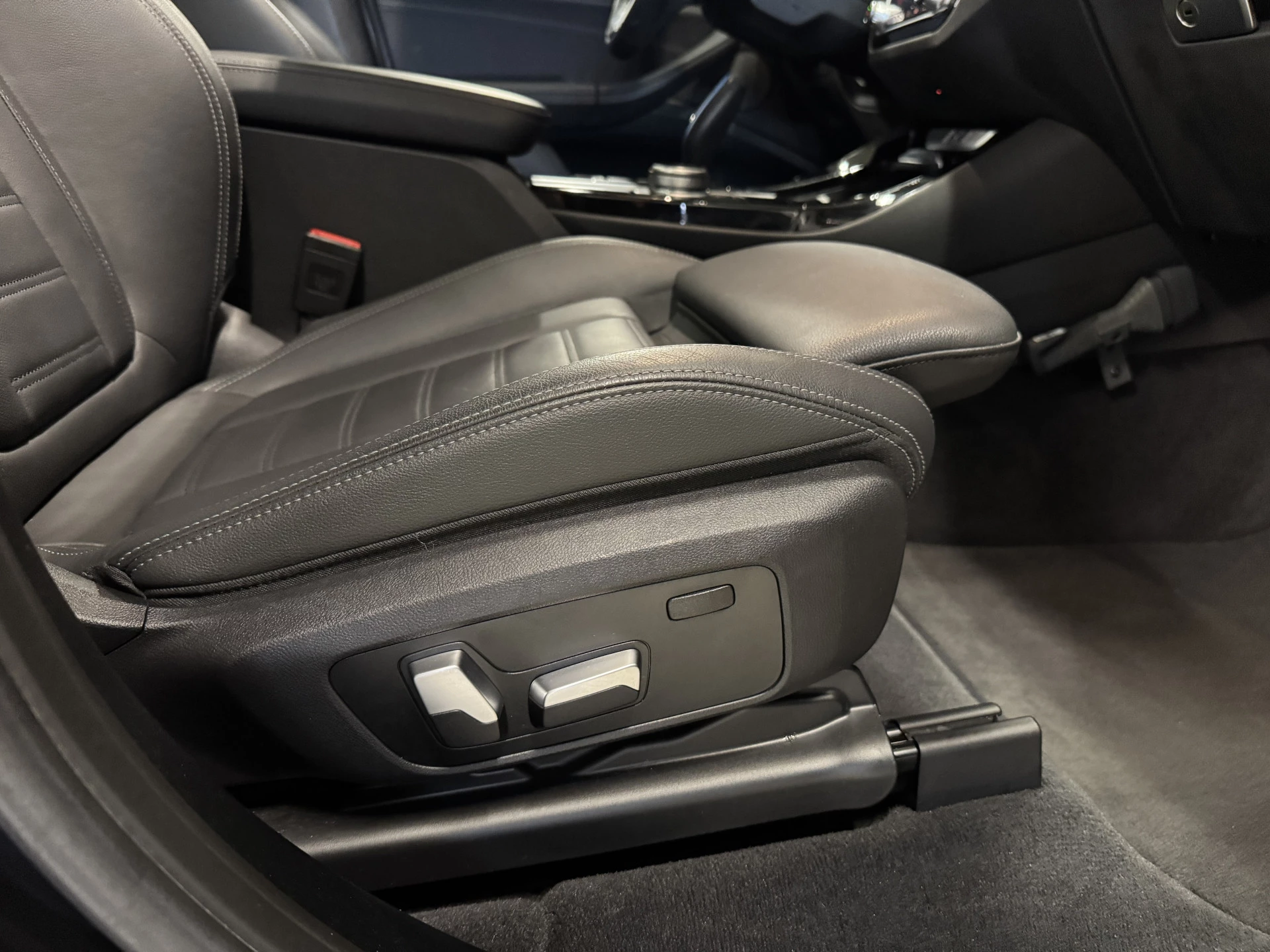 Hoofdafbeelding BMW iX3