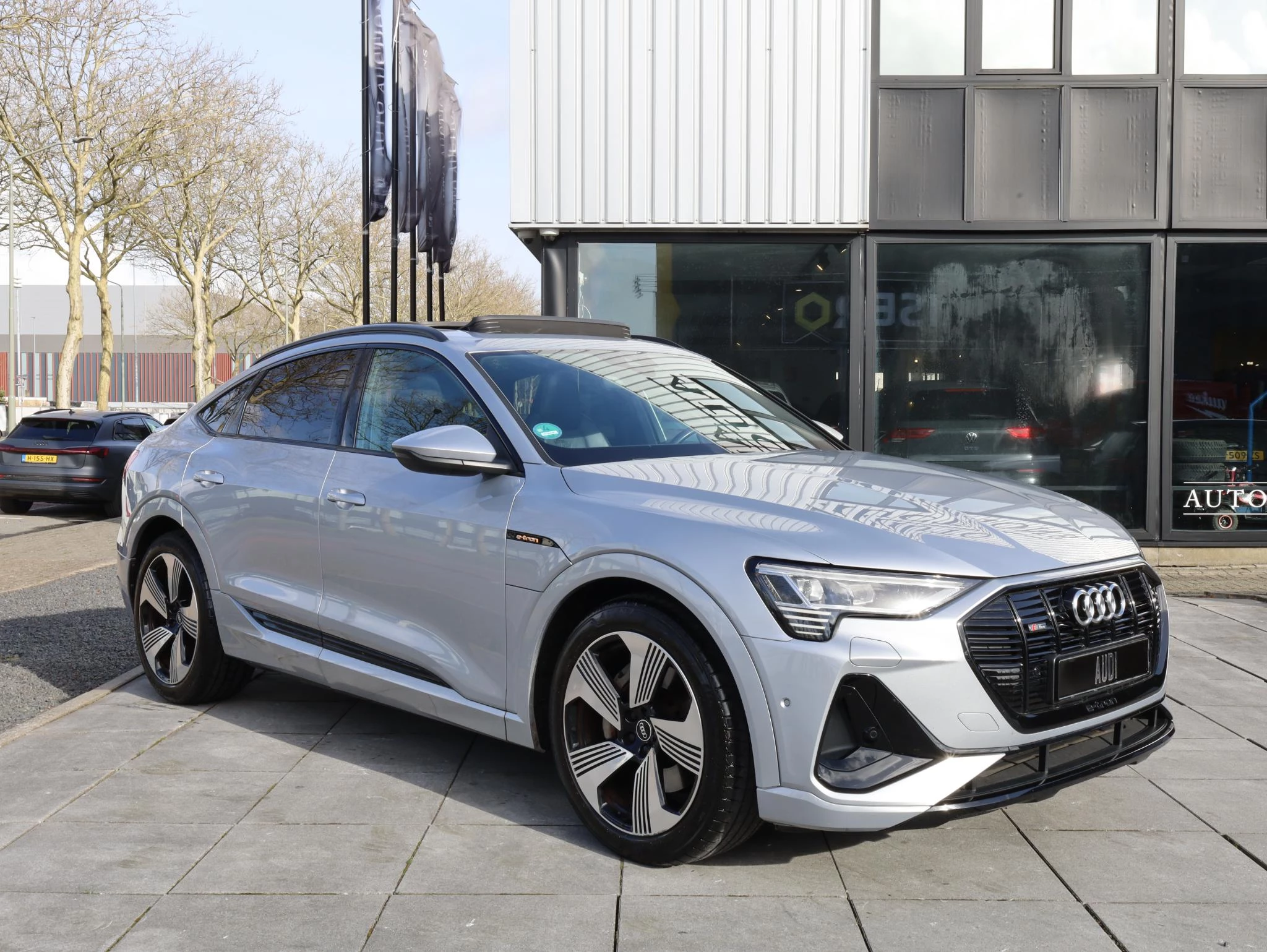 Hoofdafbeelding Audi e-tron
