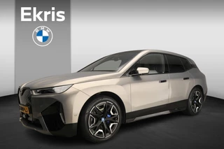 BMW iX xDrive40 | Sportpakket | Laserlicht | Leder | HUD | Trekhaak | Schuifdak | Keyles go | DAB | Bowers & Wilkins sound | Alu 22 inch