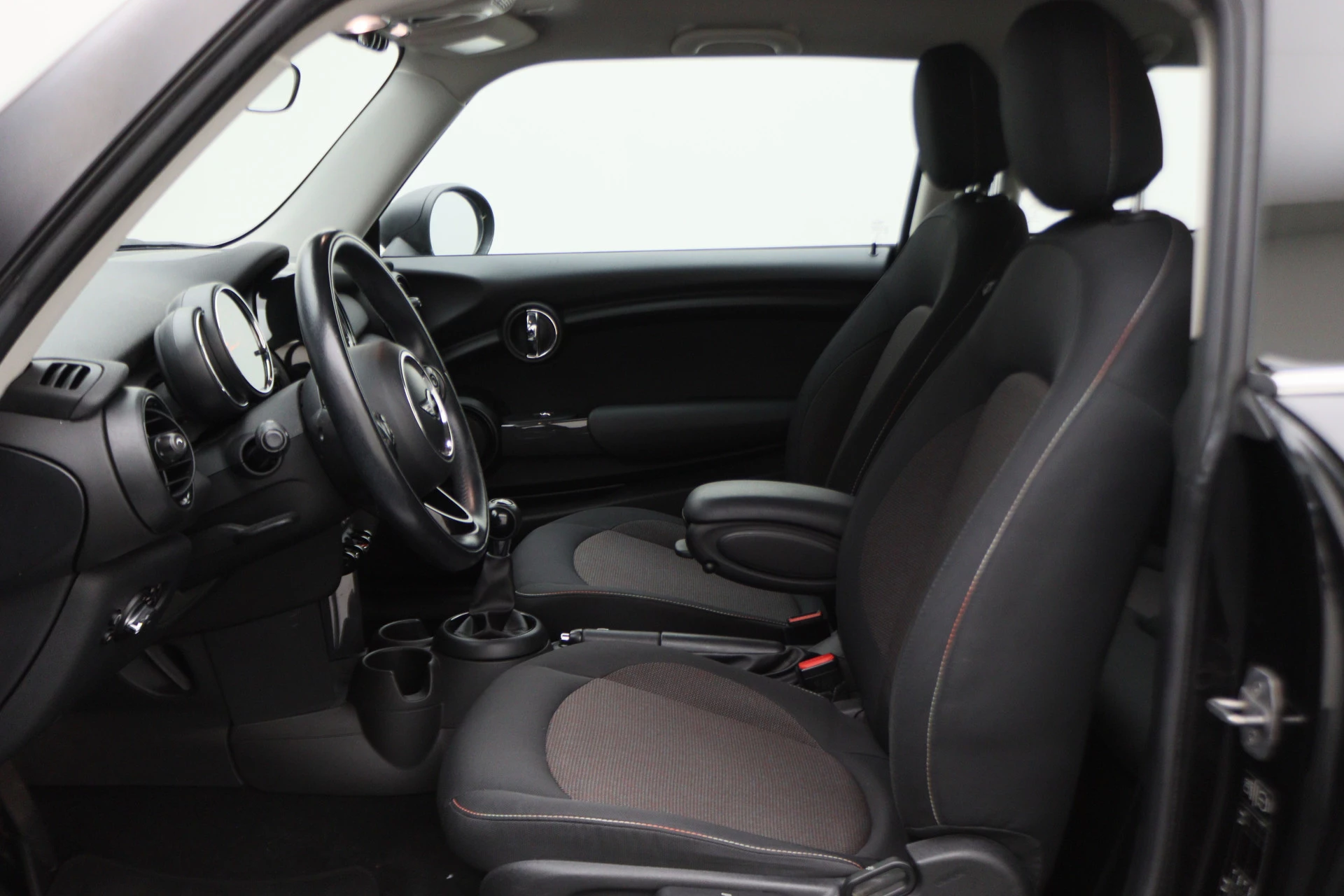 Hoofdafbeelding MINI One