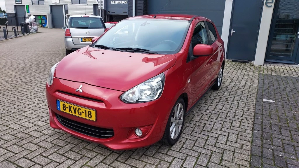 Hoofdafbeelding Mitsubishi Space Star