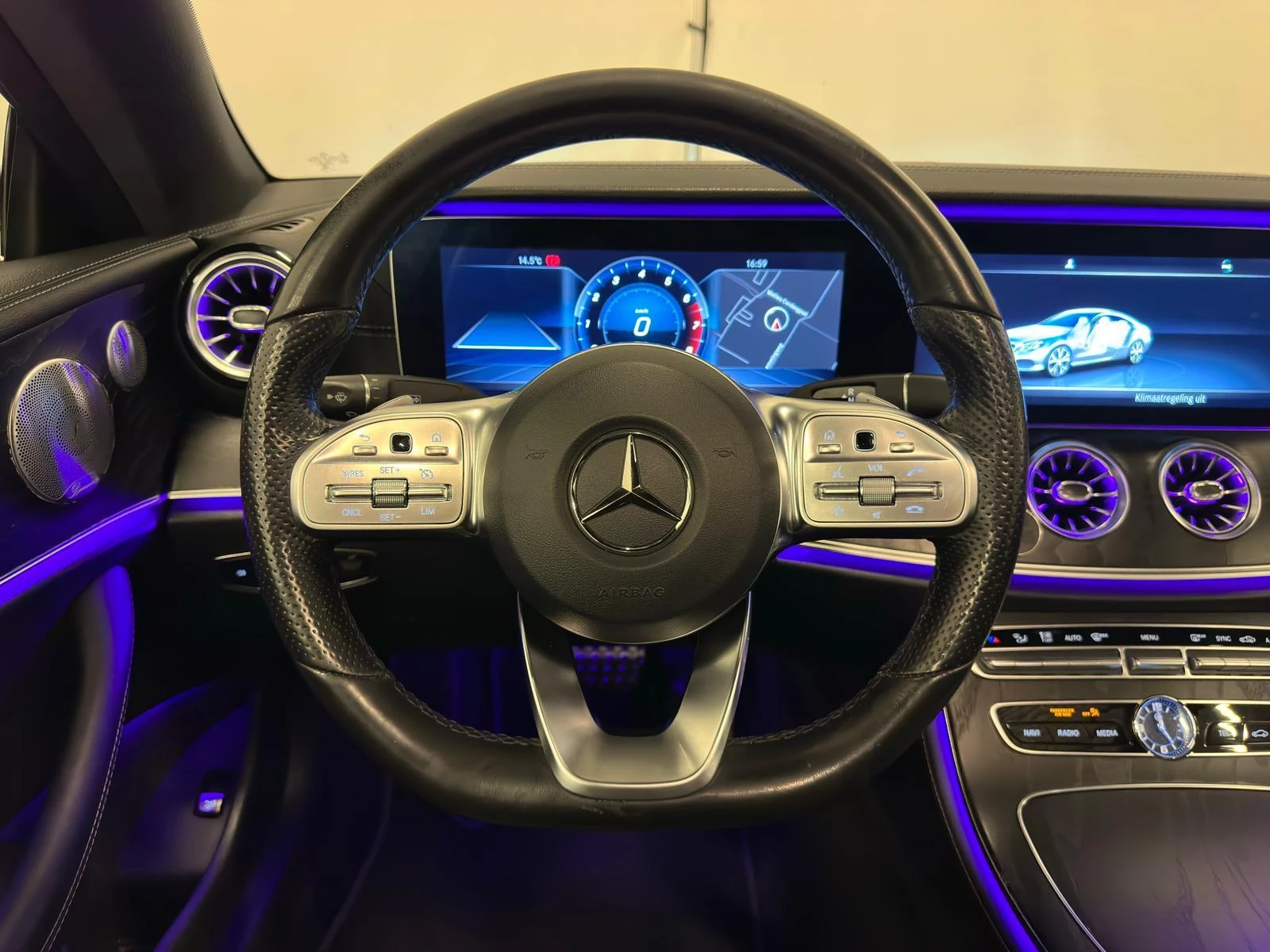 Hoofdafbeelding Mercedes-Benz E-Klasse