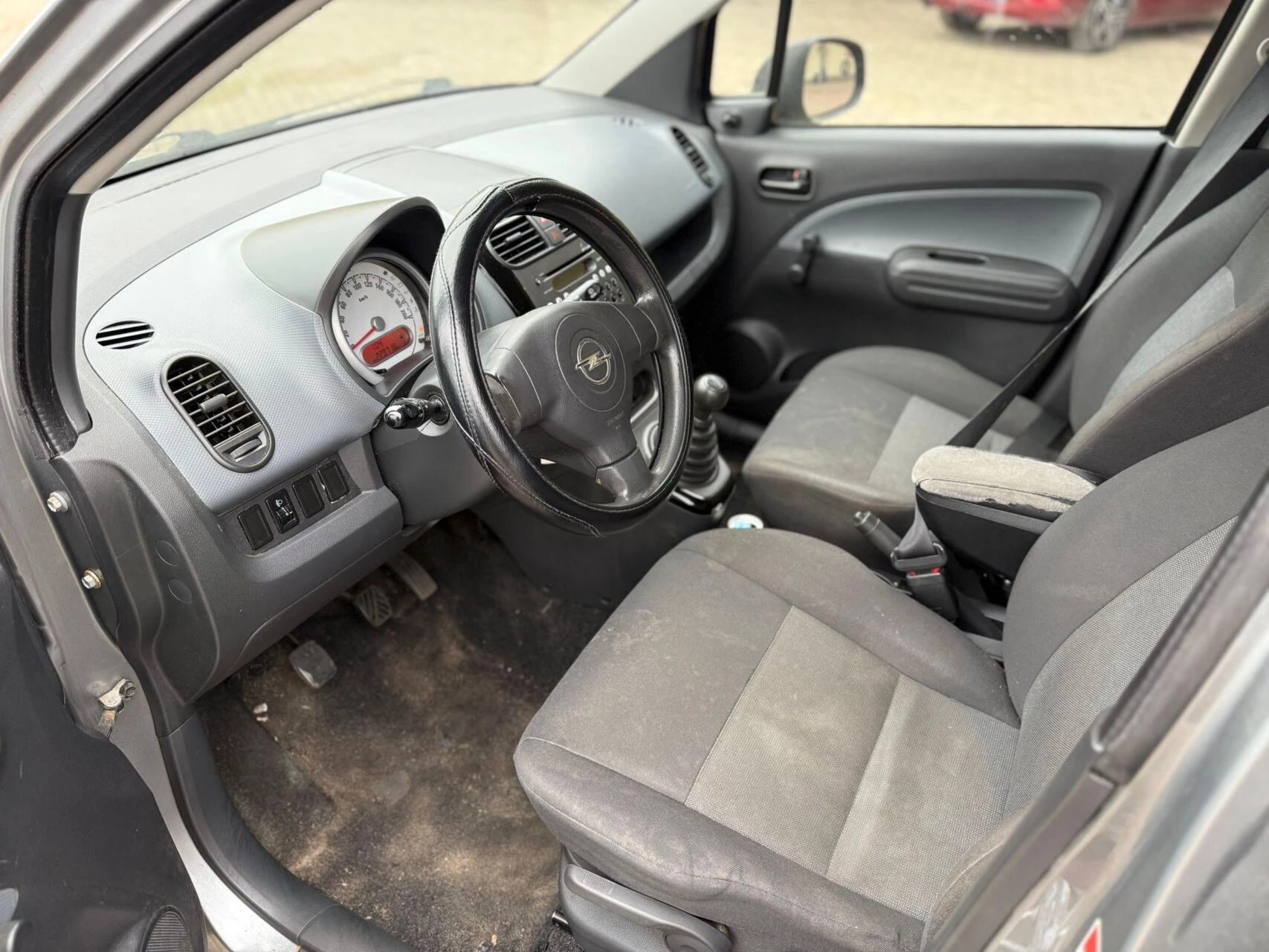 Hoofdafbeelding Opel Agila