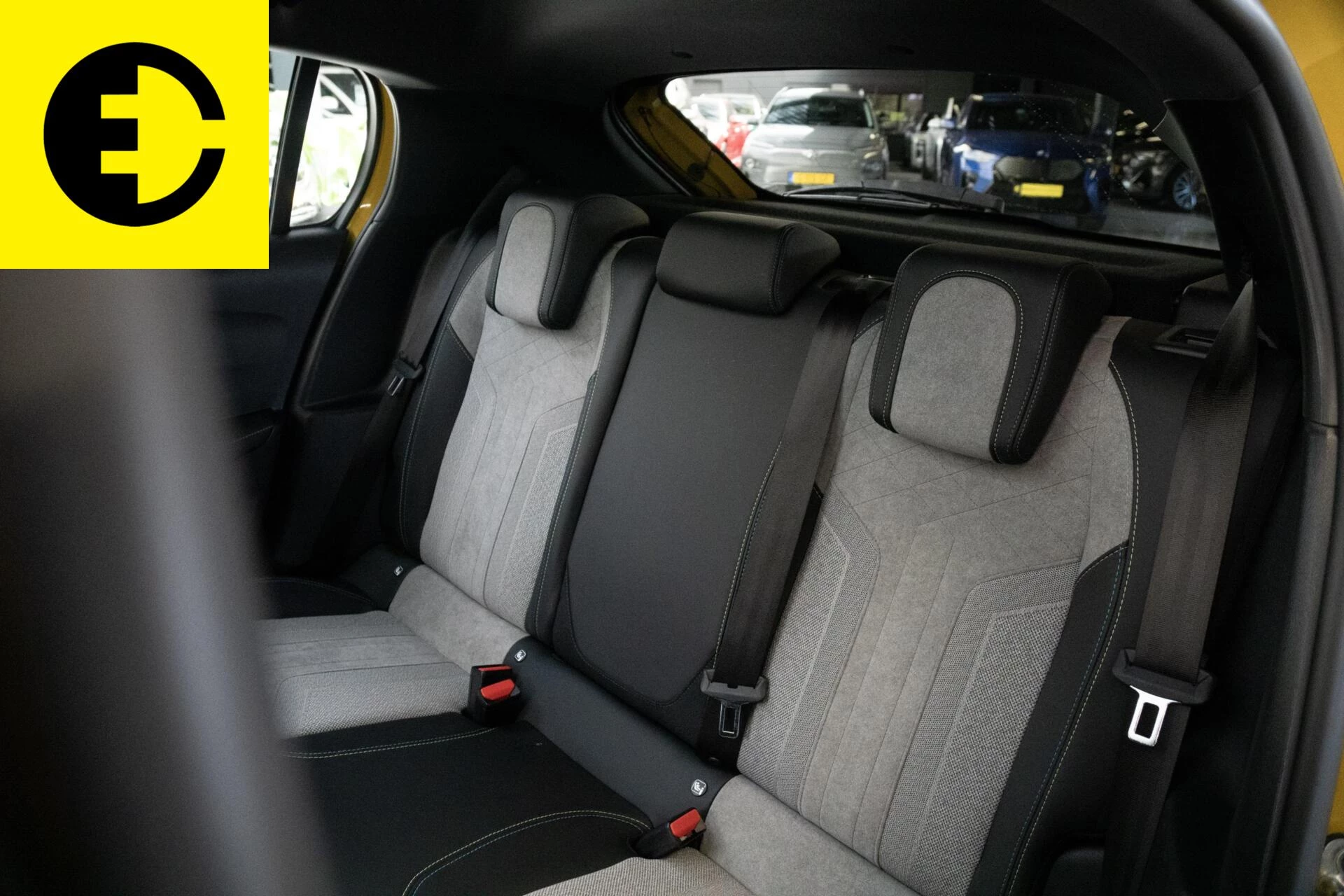 Hoofdafbeelding Peugeot e-208