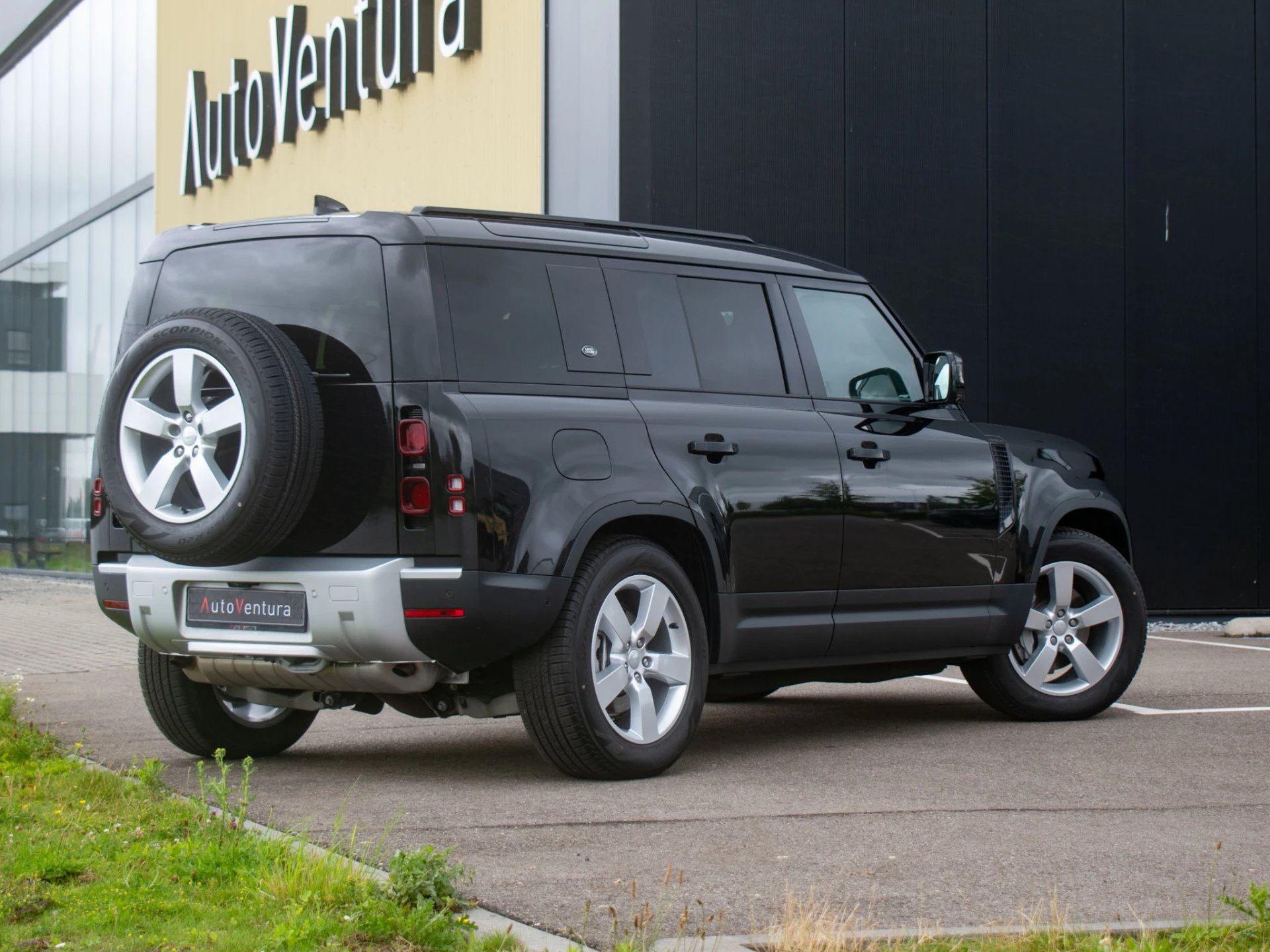 Hoofdafbeelding Land Rover Defender