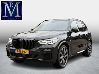 BMW X5 xDrive45e High Executive BOMVOL OPTIES| INDIVIDUAL| SOFTCLOSE| PANO| LASER LED| ALCANTARA HEMEL| HARMAN KARDON| DRIVING ASS. PROF| HEAD-UP| 360 CAMERA| ACHTERBANK VERWARMING| 22 INCH| STUURVERWARMING , ACHTERAS BESTURING| ETC...|