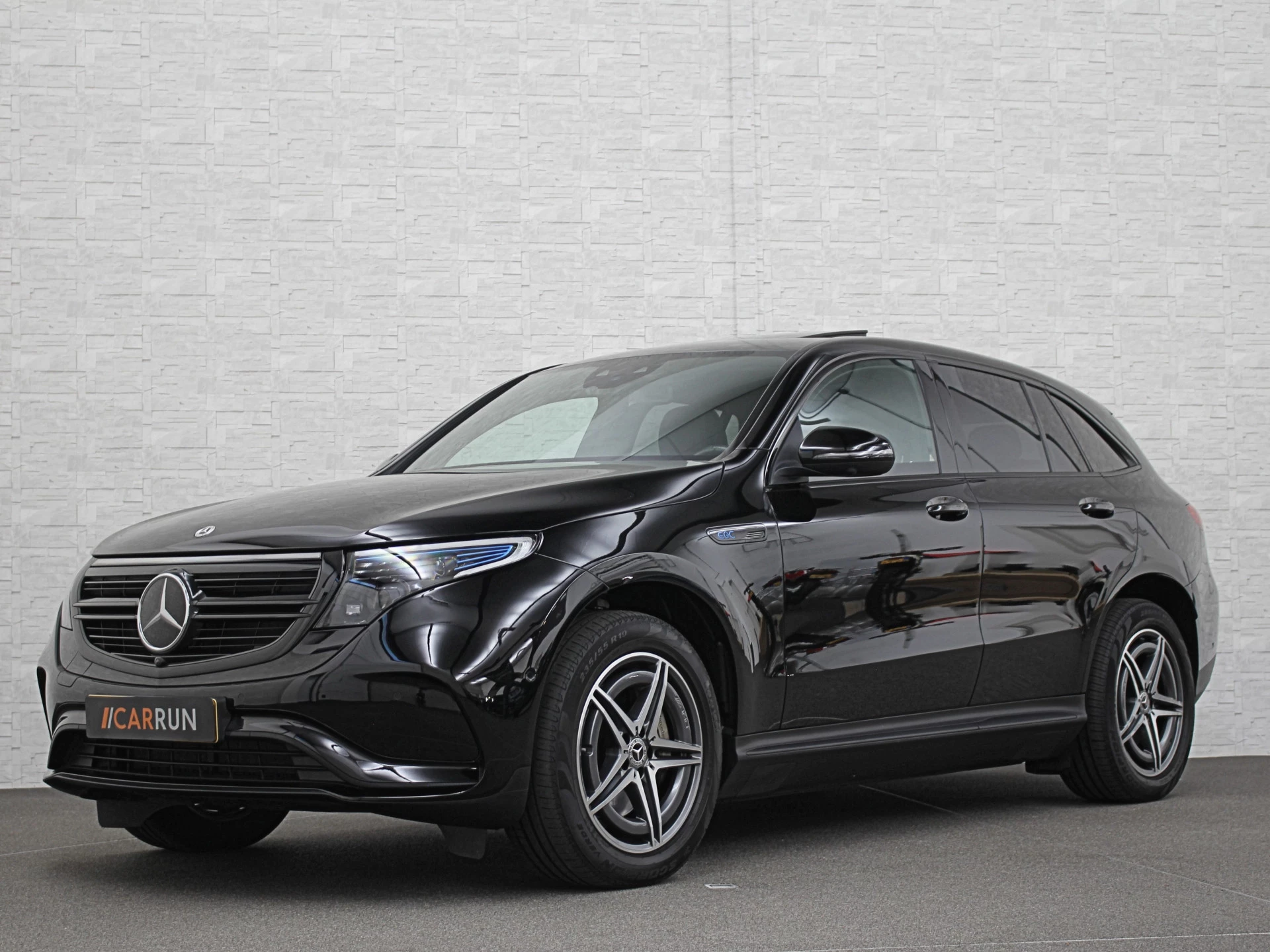 Hoofdafbeelding Mercedes-Benz EQC