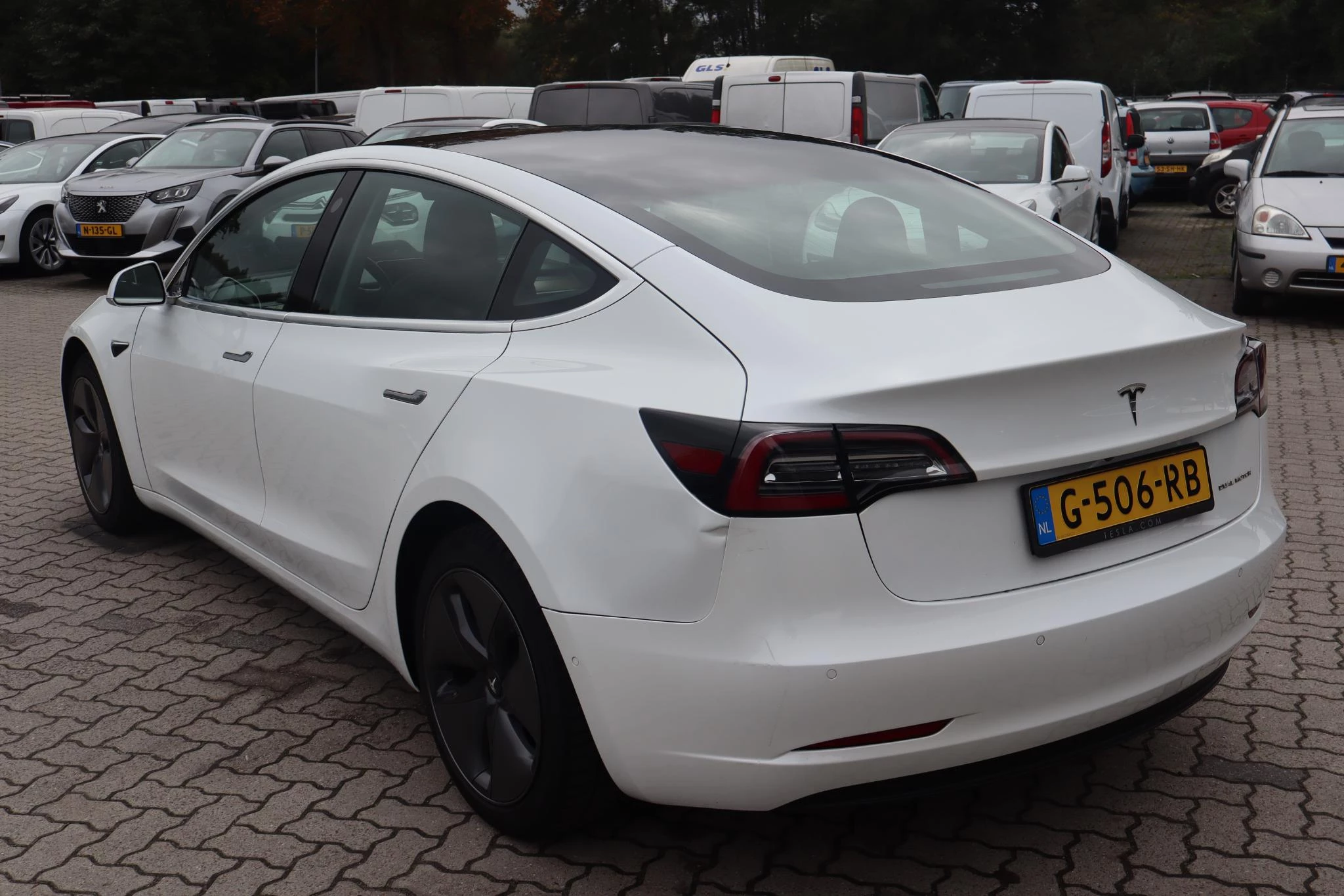 Hoofdafbeelding Tesla Model 3