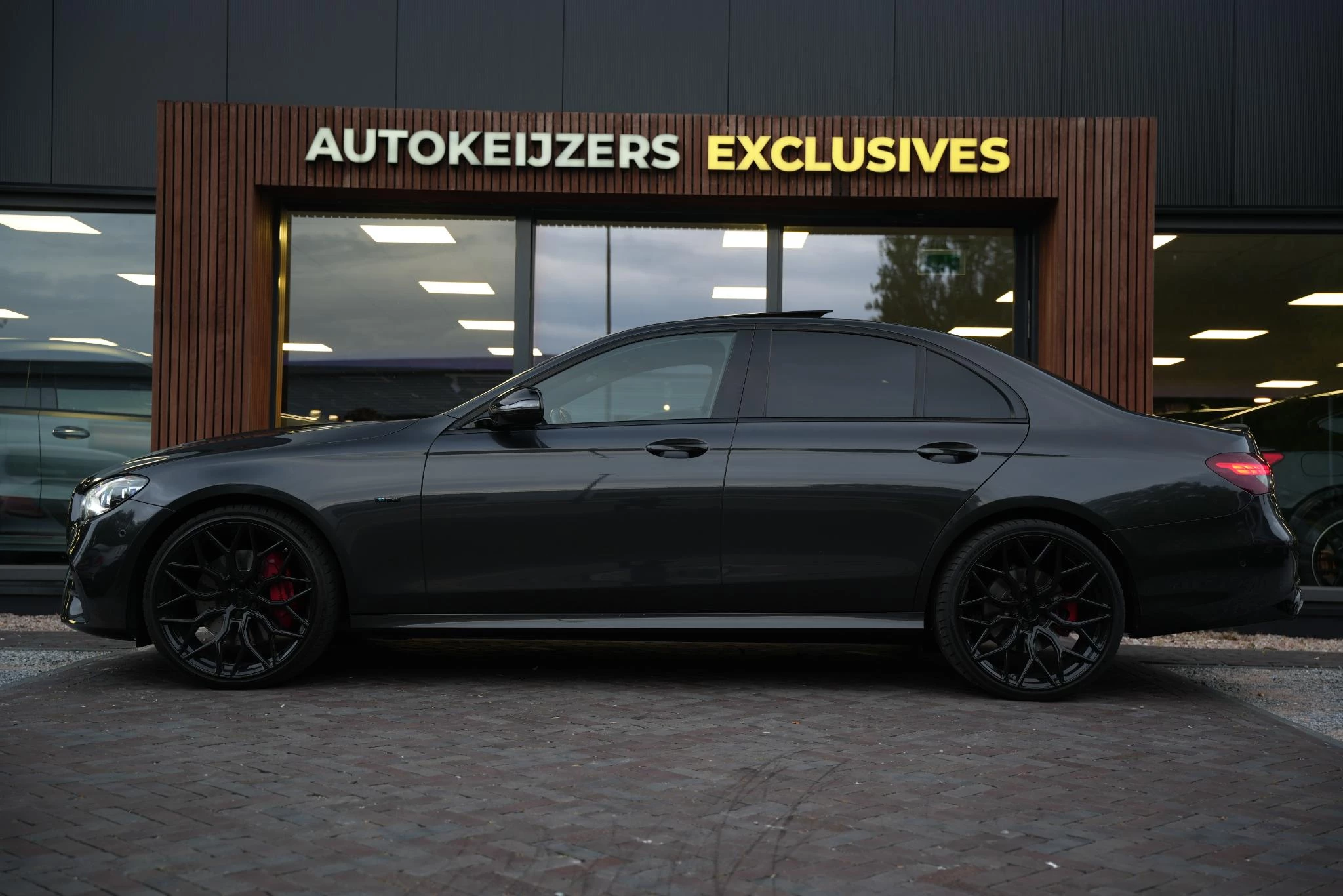 Hoofdafbeelding Mercedes-Benz E-Klasse