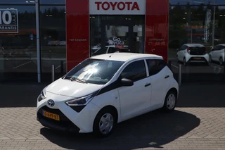 Hoofdafbeelding Toyota Aygo Toyota Aygo X-FUN 5-DEURS AIRCO EL-RAMEN BLUETOOTH CENTRALE-VERGRENDELING-AFSTANDBED. LED-DAGRIJ NL-AUTO