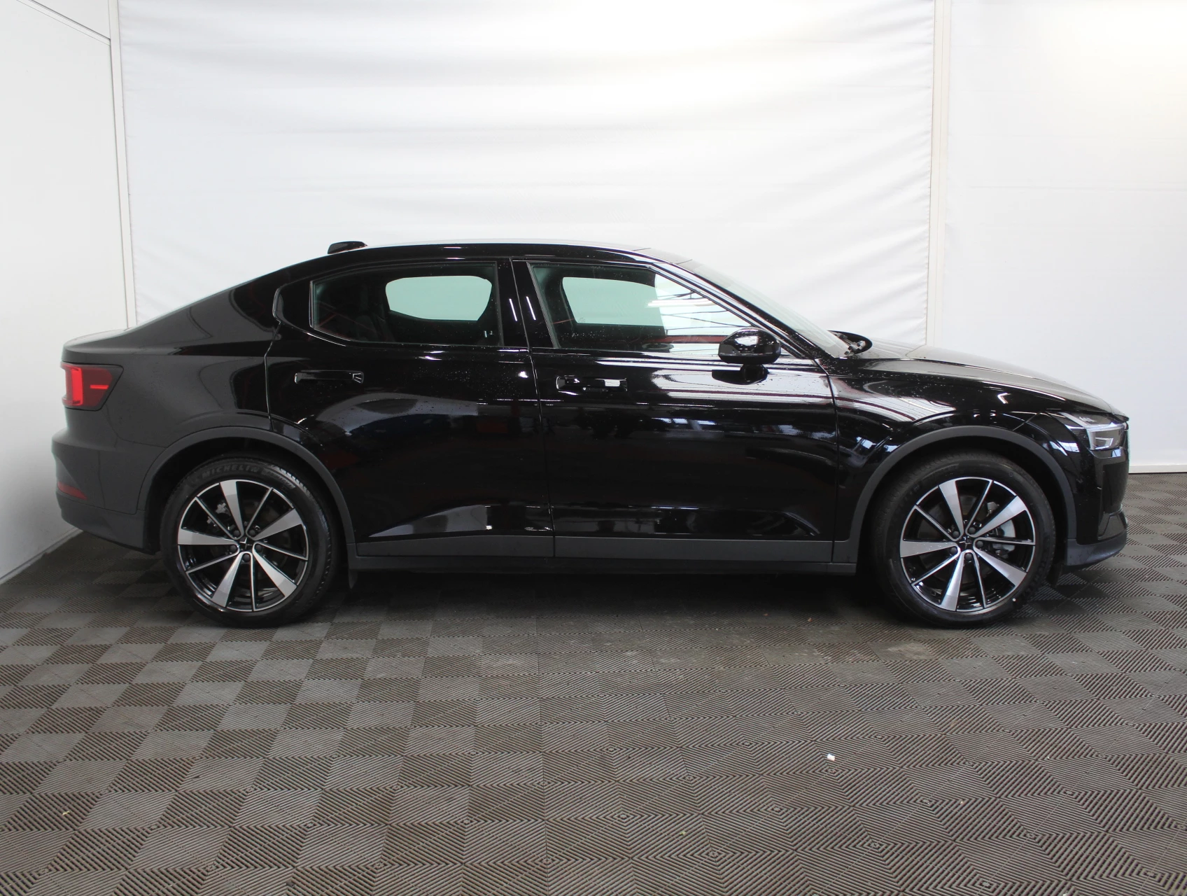 Hoofdafbeelding Polestar 2