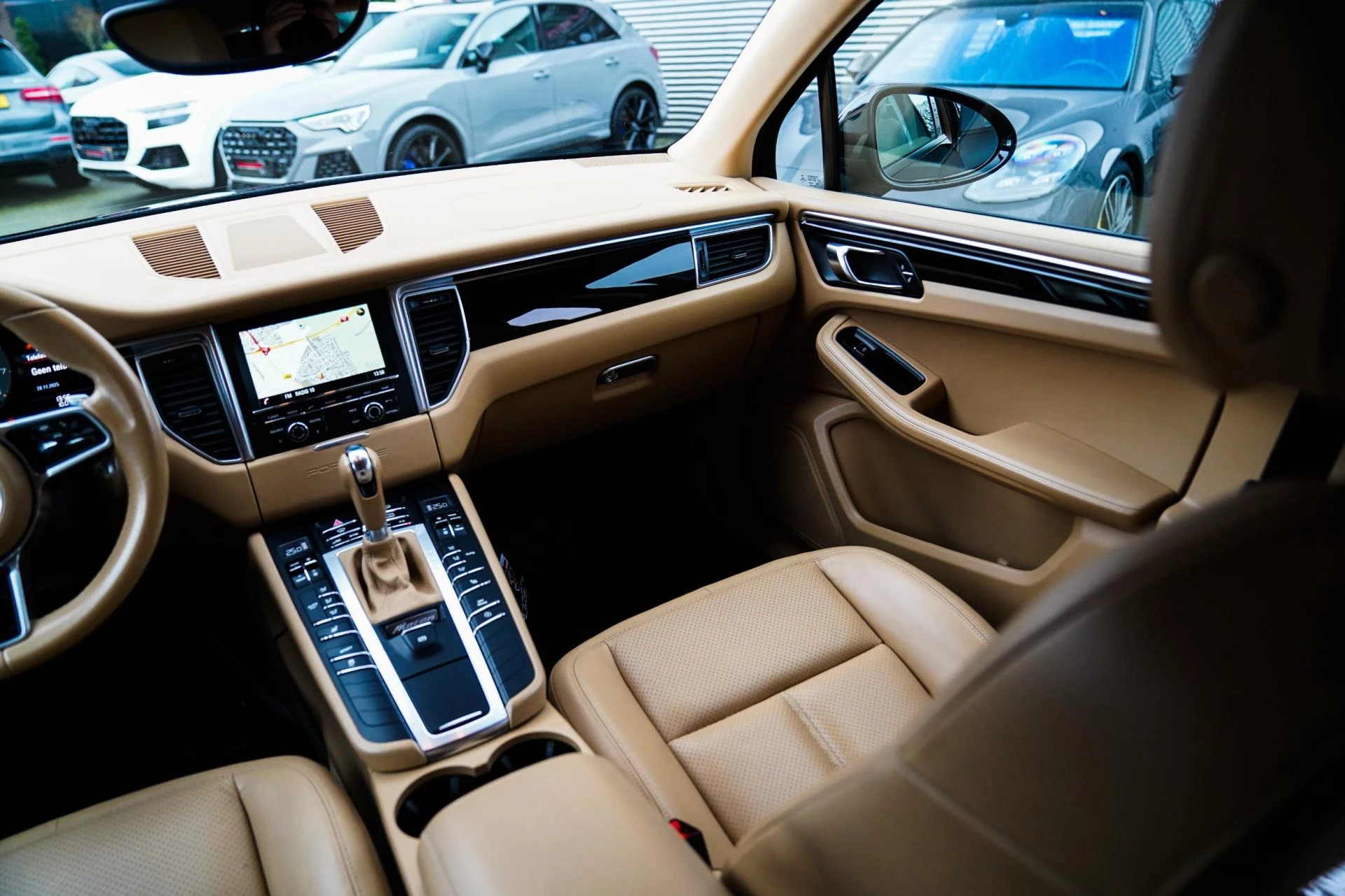 Hoofdafbeelding Porsche Macan