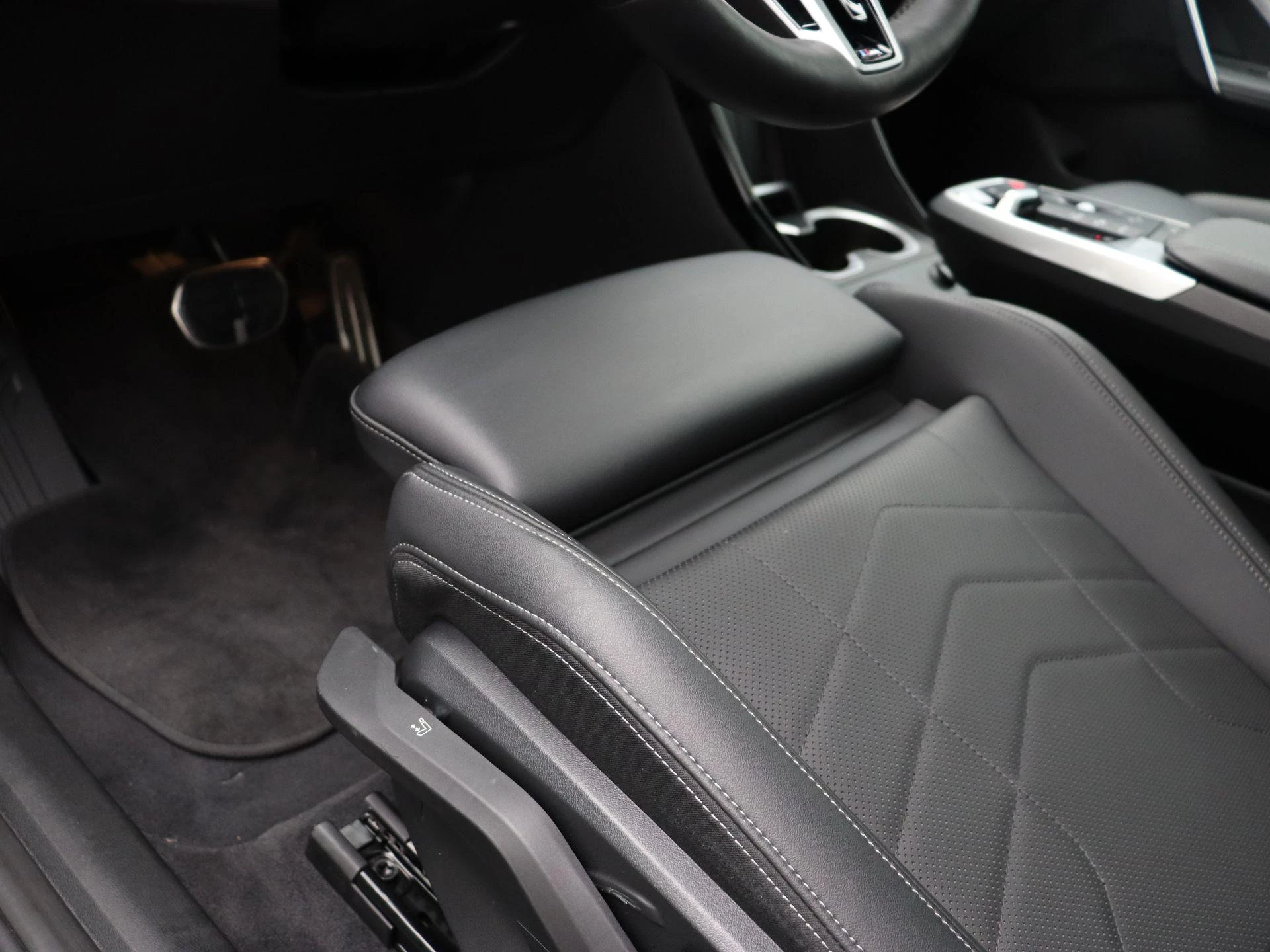 Hoofdafbeelding BMW iX1