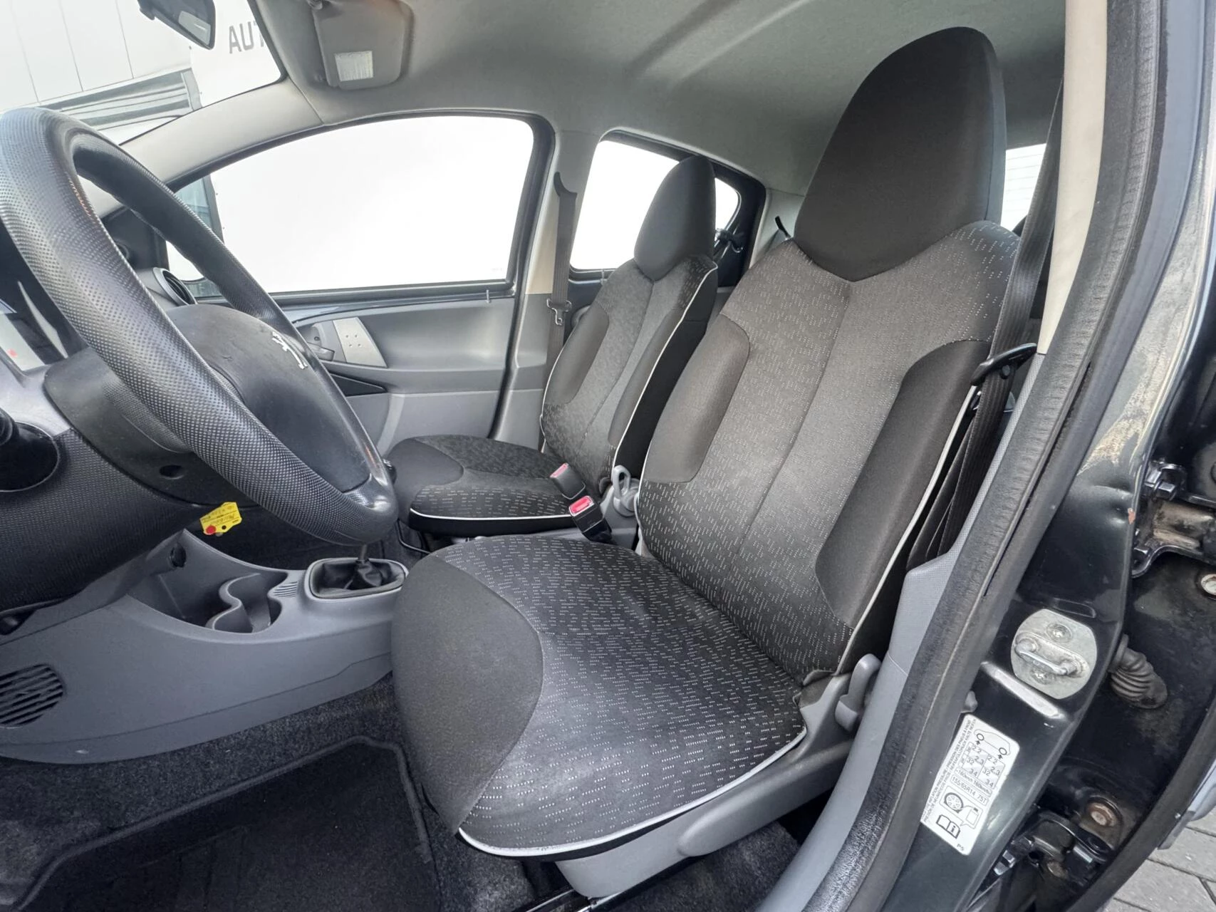 Hoofdafbeelding Peugeot 107