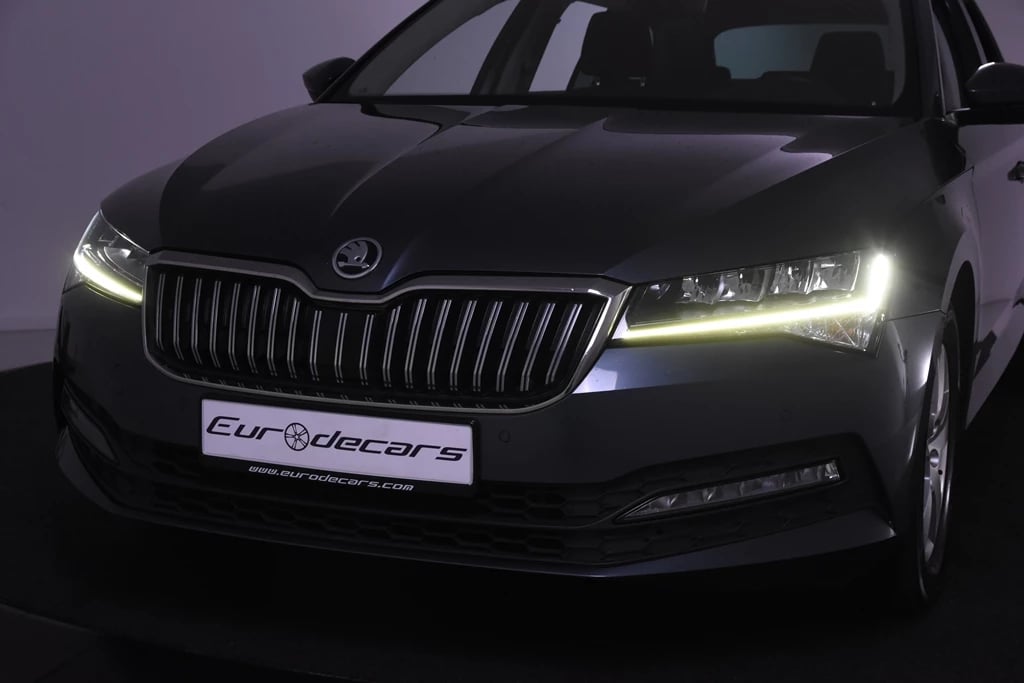 Hoofdafbeelding Škoda Superb