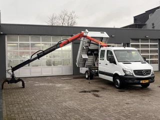 Mercedes-Benz Sprinter 516 2.2 CDI 432 Kipper Laadkraan Palfinger Airco  Knijper Rotator Trekhaak 2000 kg 2-Persoons Airco Kastinrichting 1e eigenaar ex gemeente Autolaadkraan Open laadbak Kieper Pick-up p-up Euro 6