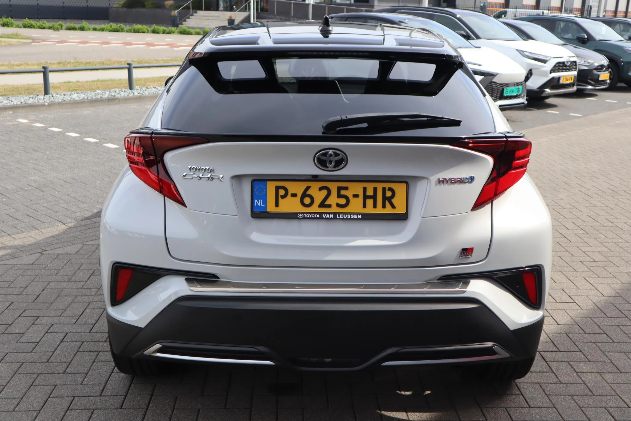 Hoofdafbeelding Toyota C-HR