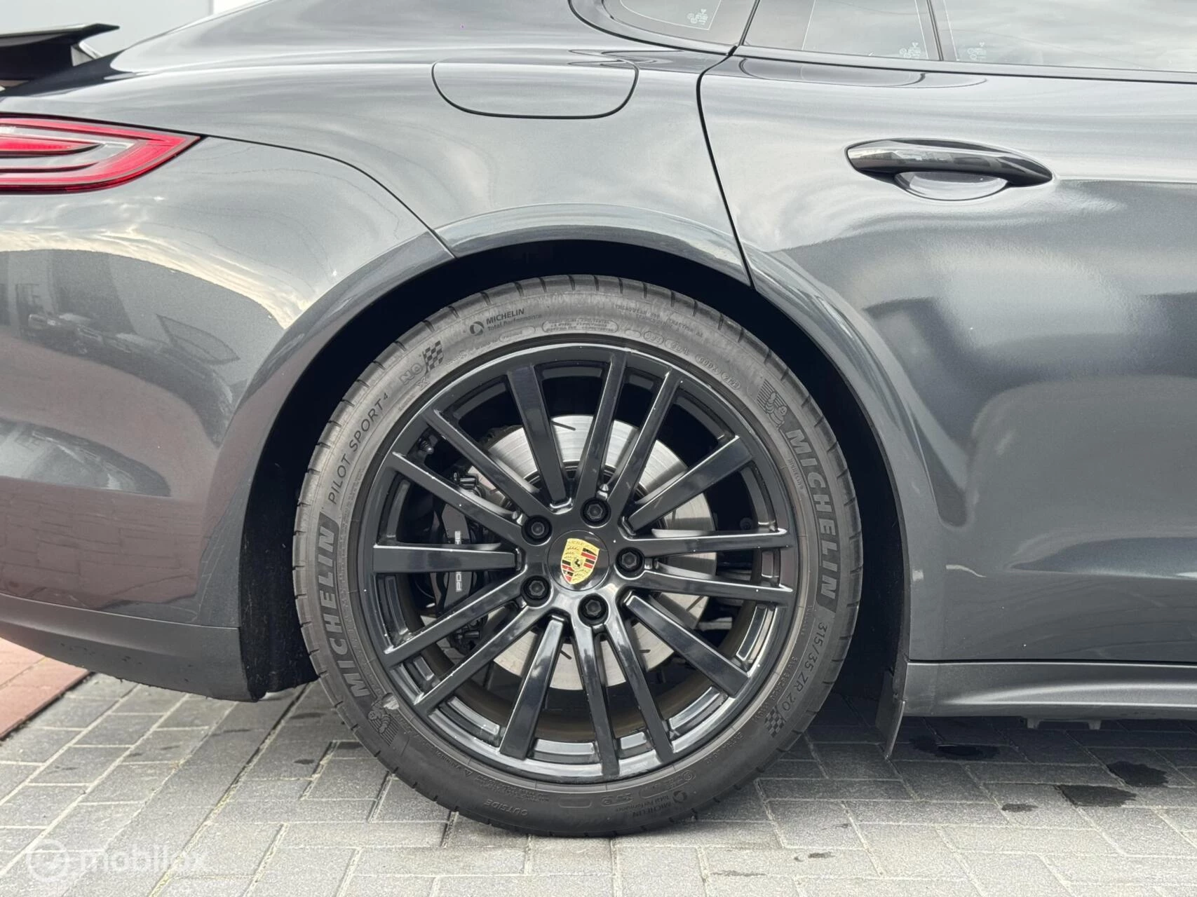 Hoofdafbeelding Porsche Panamera