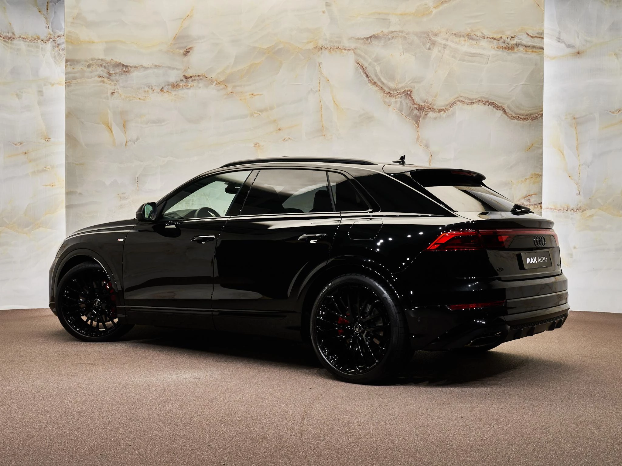 Hoofdafbeelding Audi Q8