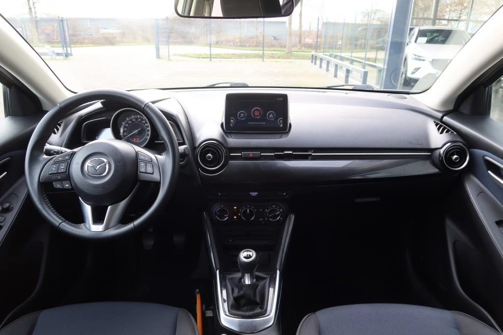 Hoofdafbeelding Mazda 2