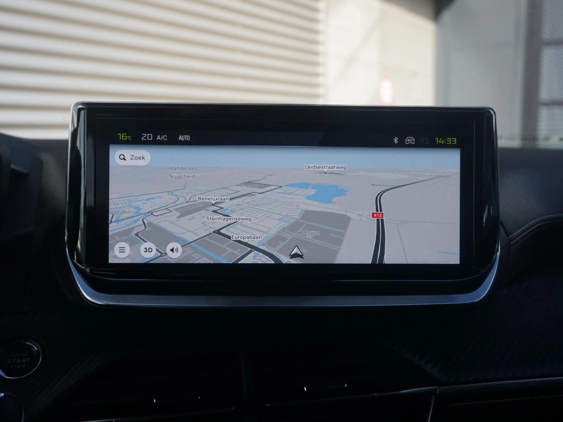 Hoofdafbeelding Peugeot e-2008