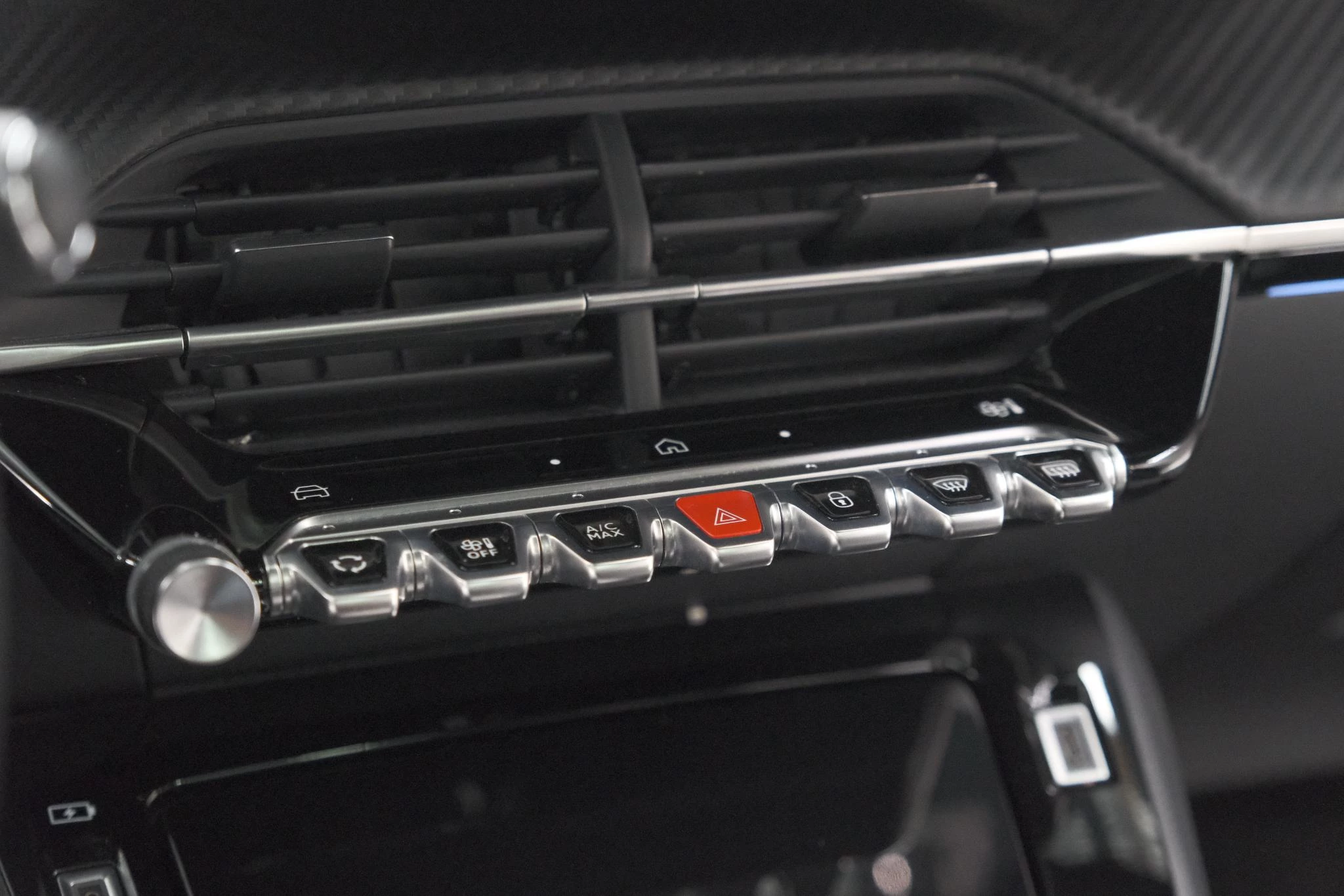 Hoofdafbeelding Peugeot e-2008