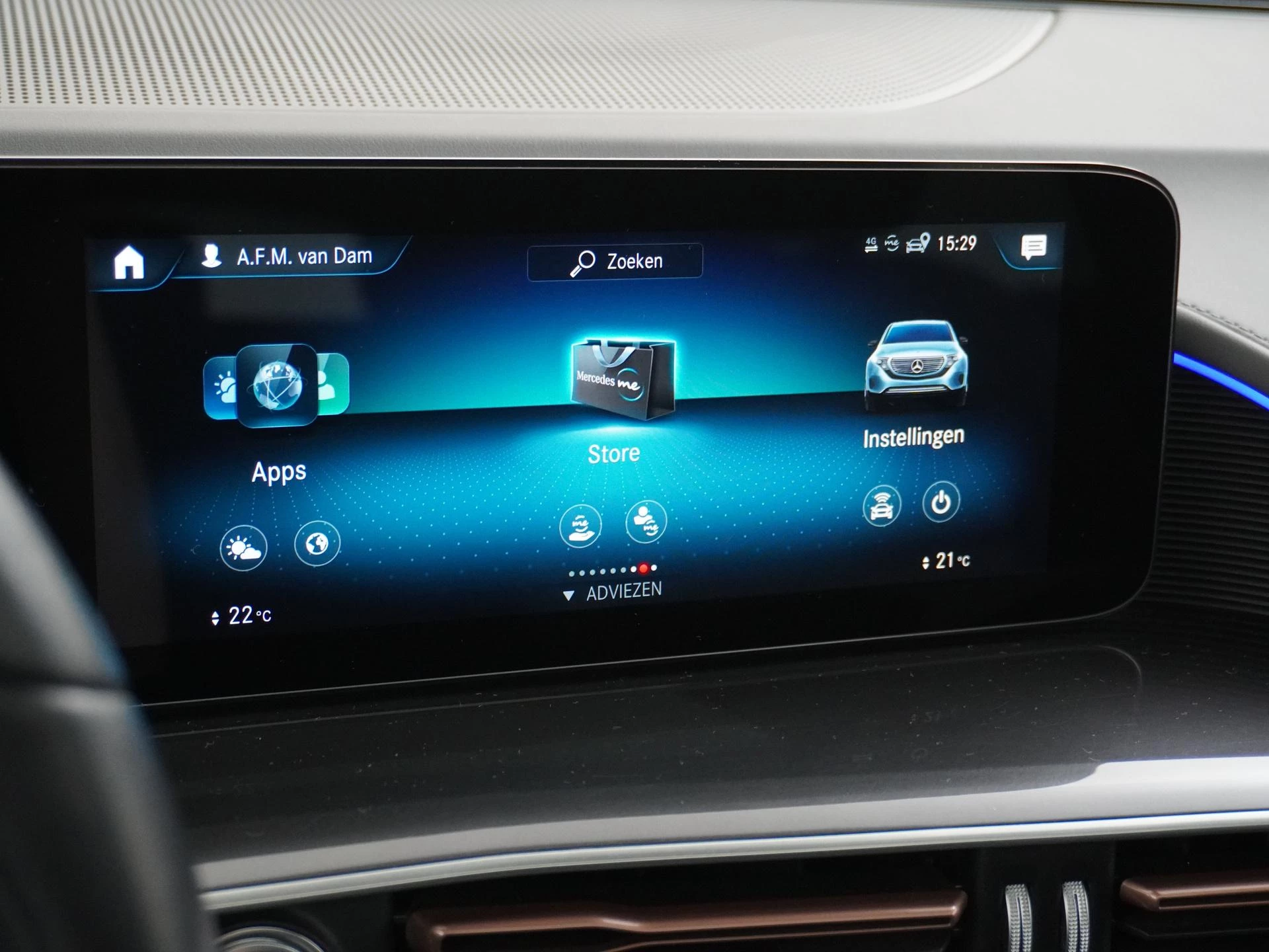 Hoofdafbeelding Mercedes-Benz EQC