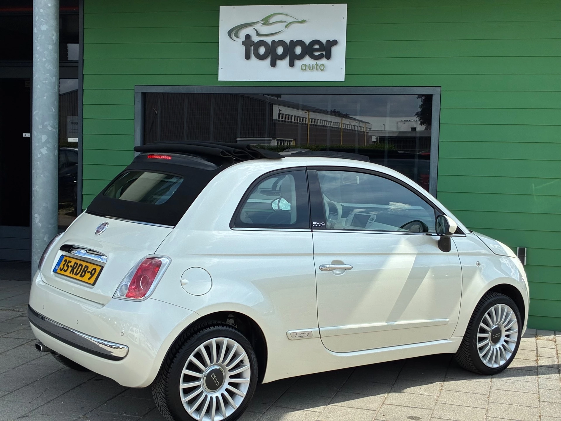 Hoofdafbeelding Fiat 500C