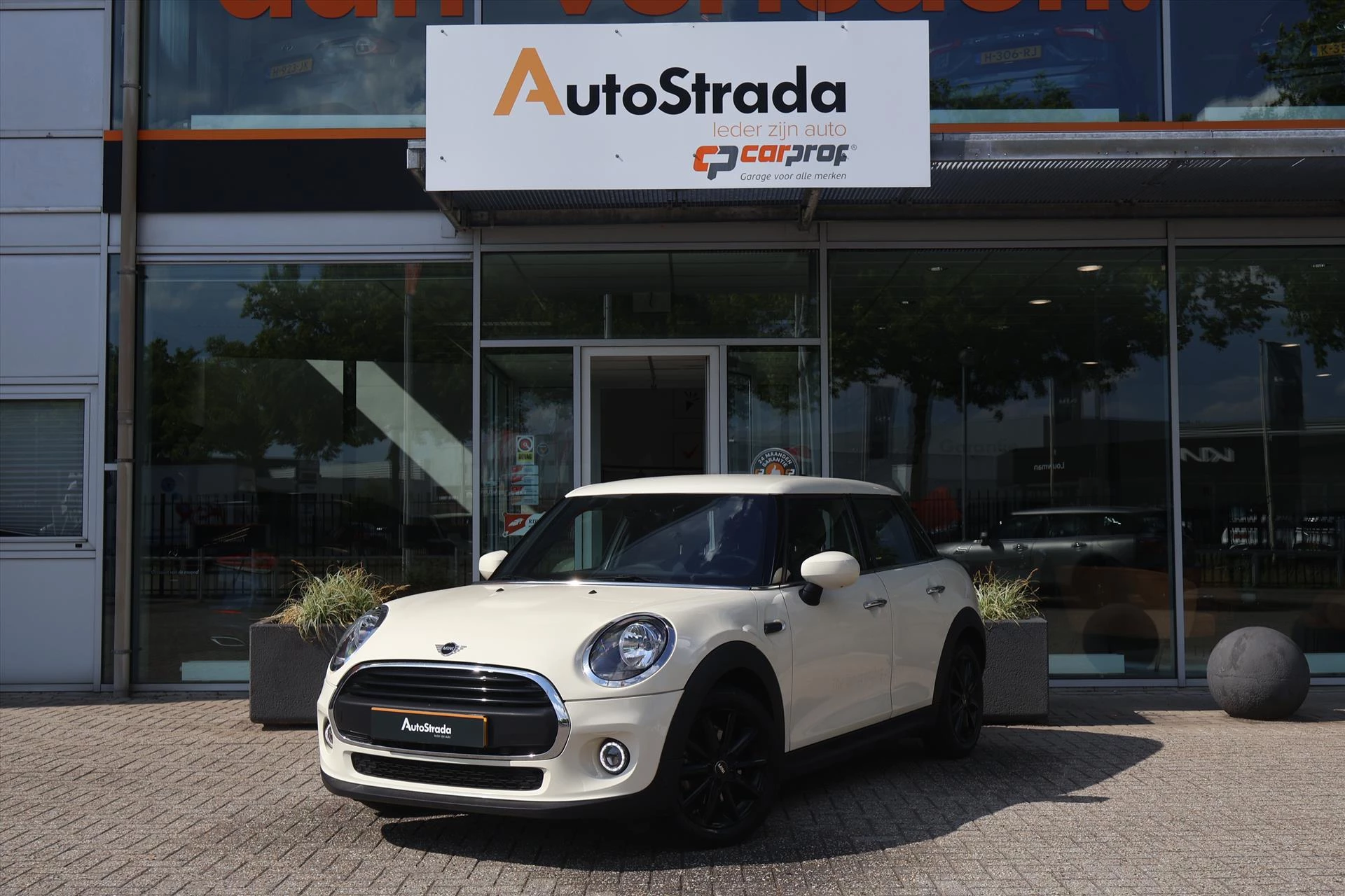 Hoofdafbeelding MINI 5-deurs