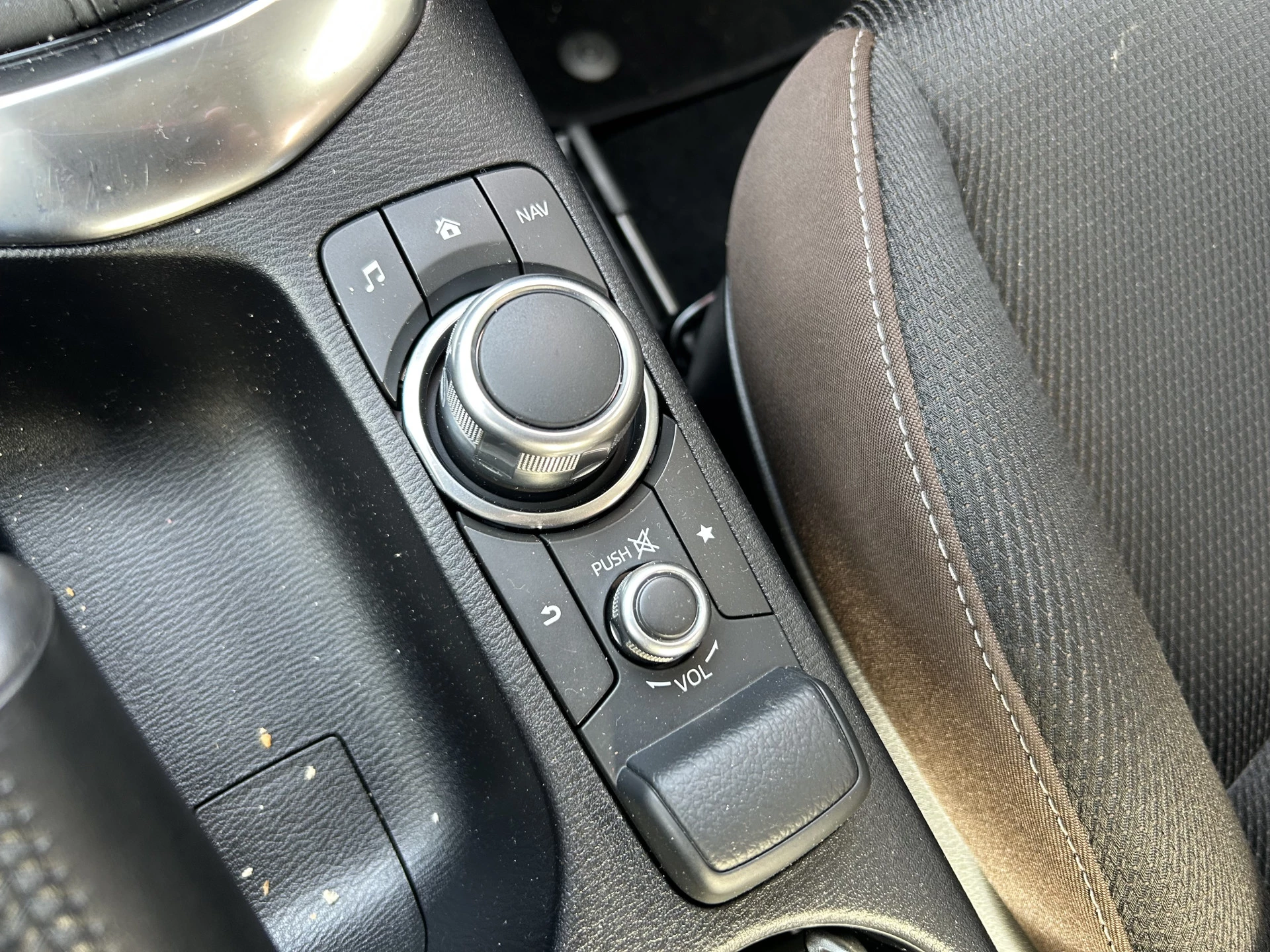 Hoofdafbeelding Mazda 2