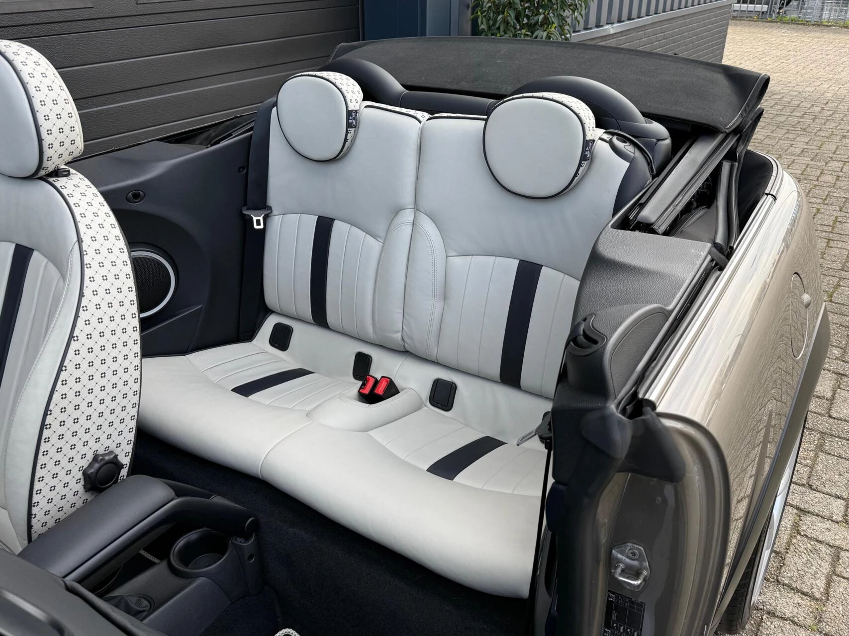 Hoofdafbeelding MINI Cooper Cabrio