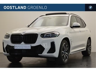 Hoofdafbeelding BMW X3 BMW X3 xDrive30e M Sport Automaat / Panoramadak / Trekhaak / Sportstoelen / Laserlight / Comfort Access / Parking Assistant Plus / Gesture Control