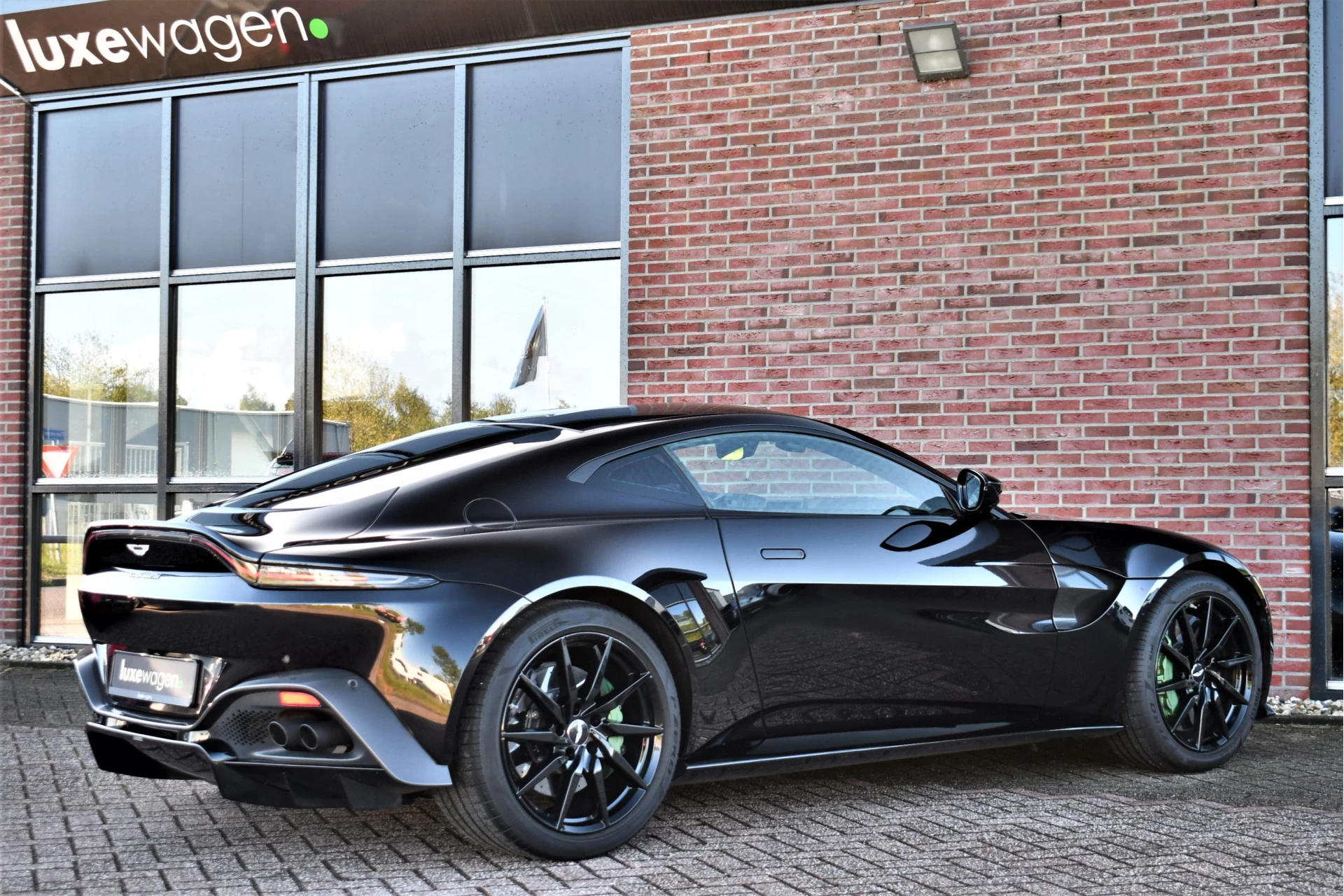 Hoofdafbeelding Aston Martin V8 Vantage