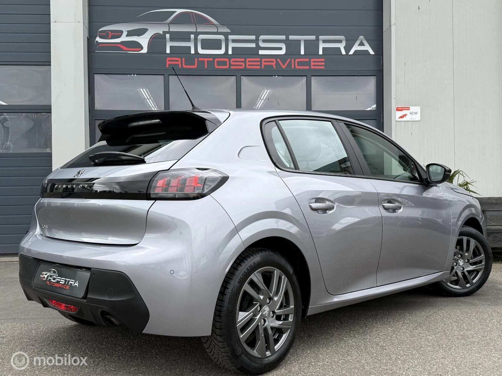Hoofdafbeelding Peugeot 208