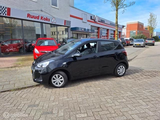 HYUNDAI i10 1.0i COMFORT / 1e Eigenaar /