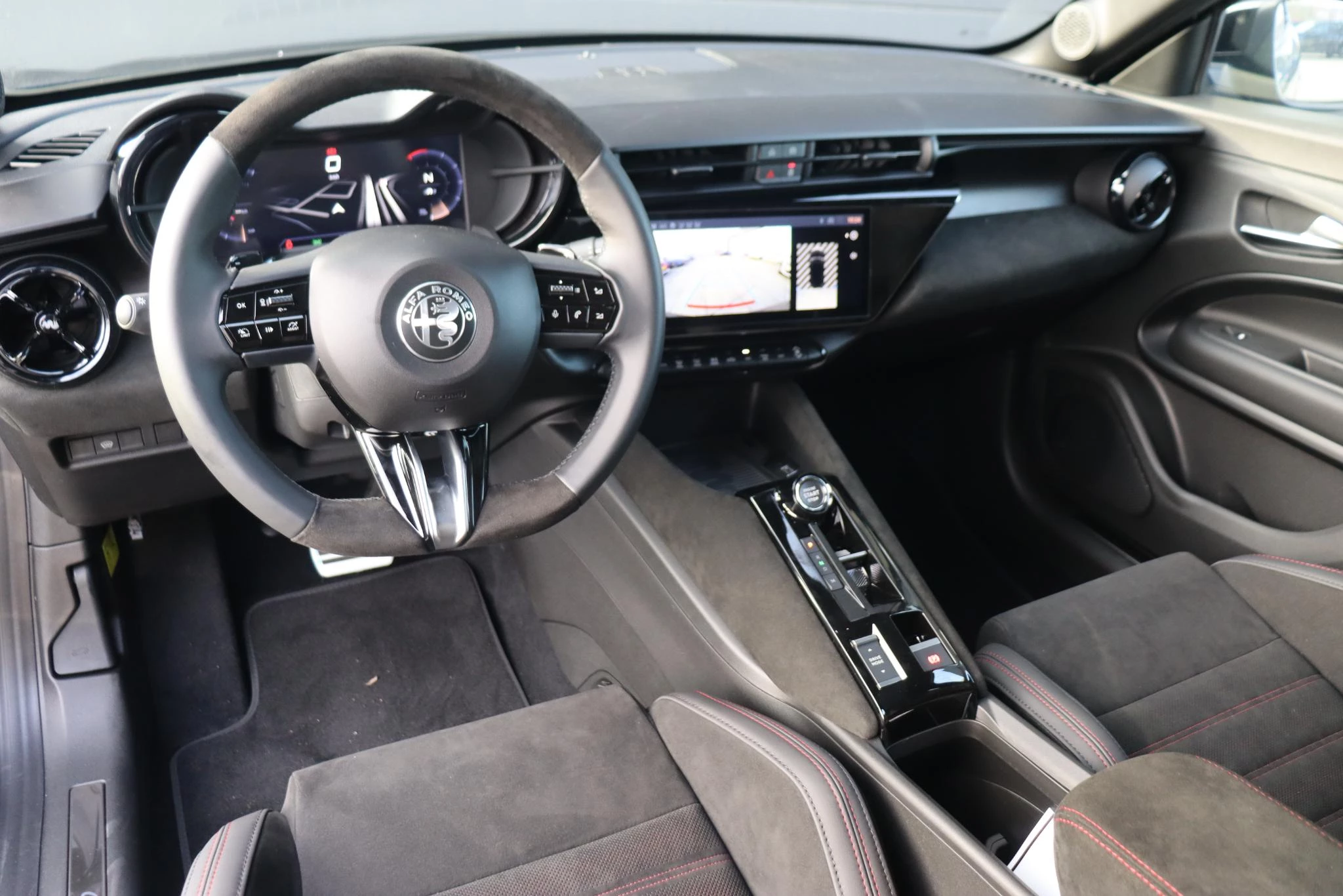 Hoofdafbeelding Alfa Romeo Junior