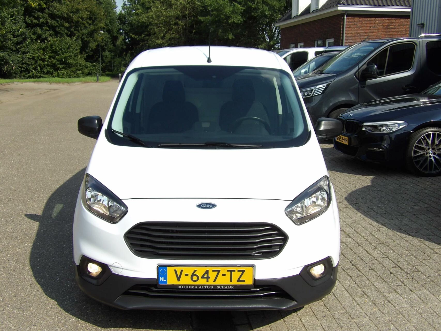 Hoofdafbeelding Ford Transit Courier