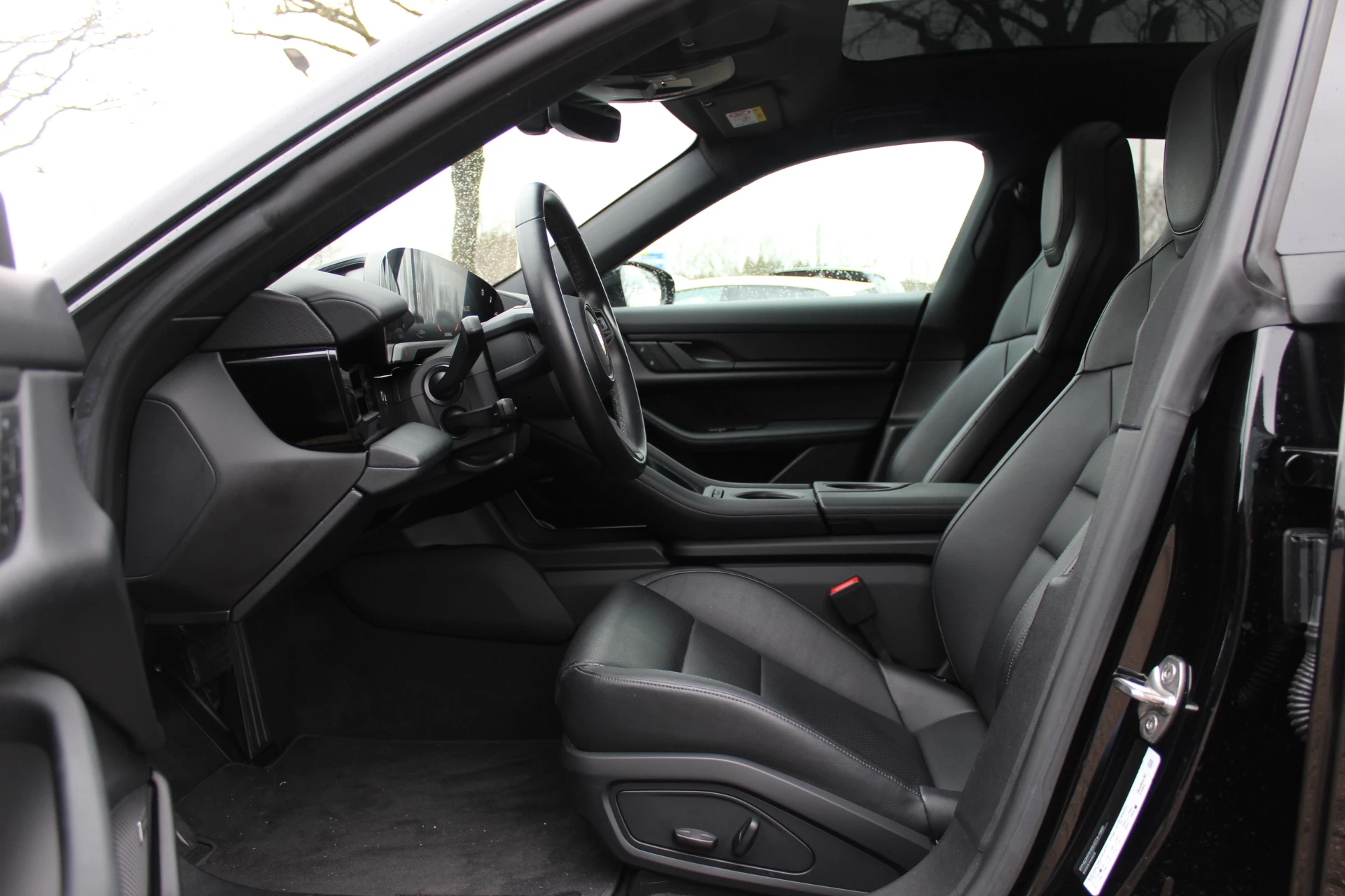 Hoofdafbeelding Porsche Taycan