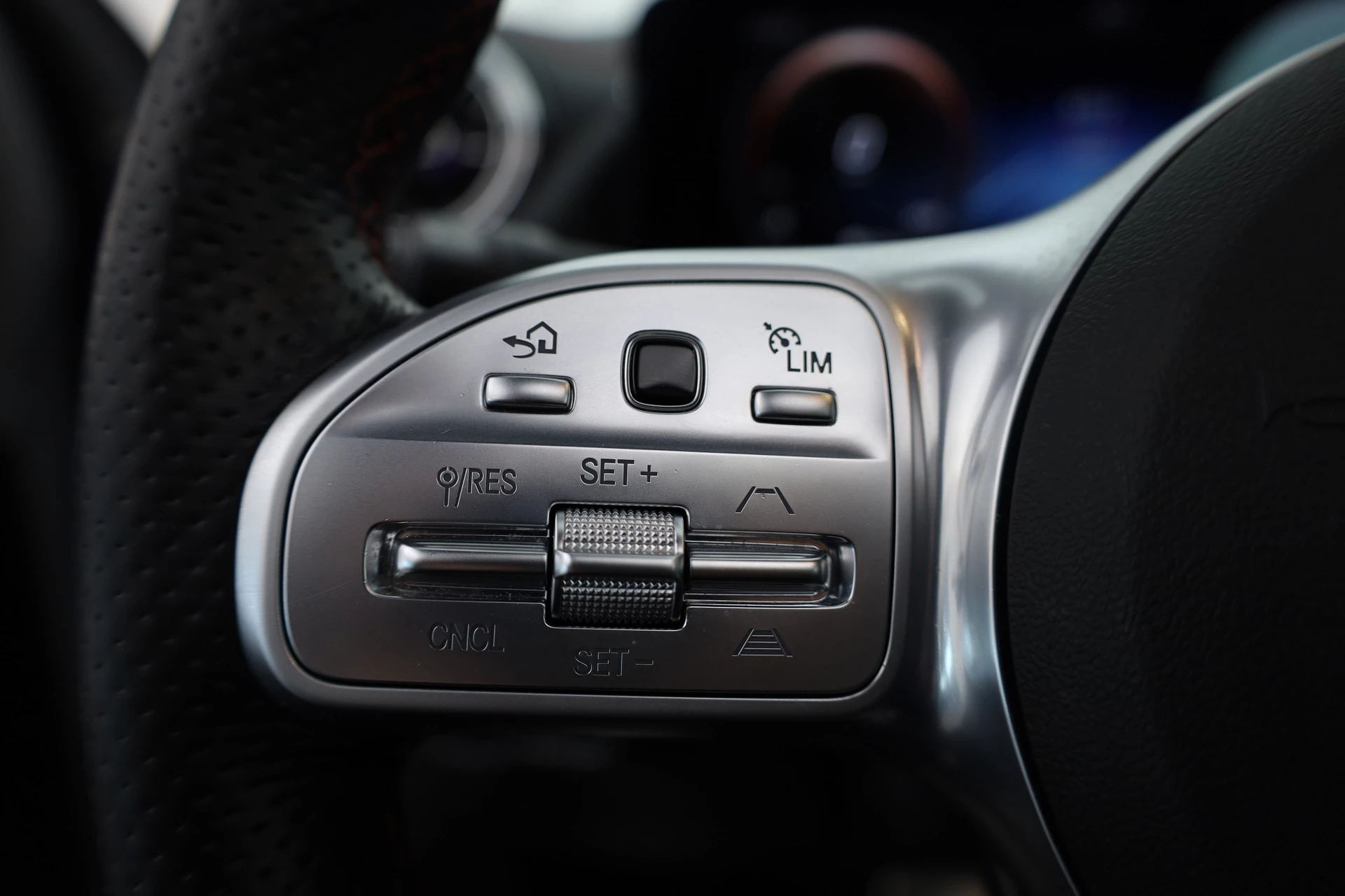 Hoofdafbeelding Mercedes-Benz EQA